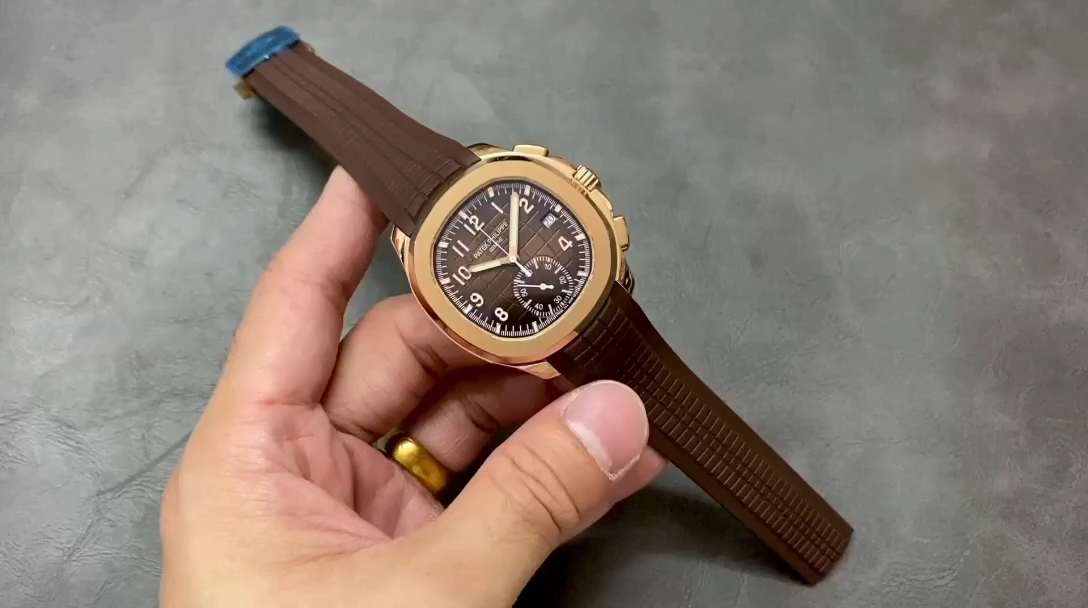 Replica Patek Philippe Aquanaut 5968R 001 42mm Mens Watch