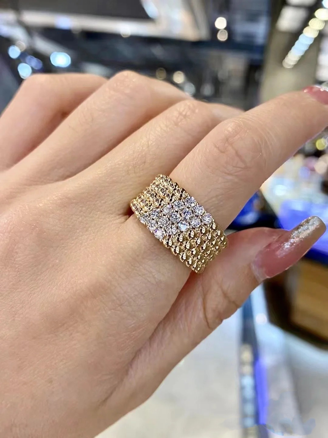 VCA Perlee Diamond Ring - Original Replica Club