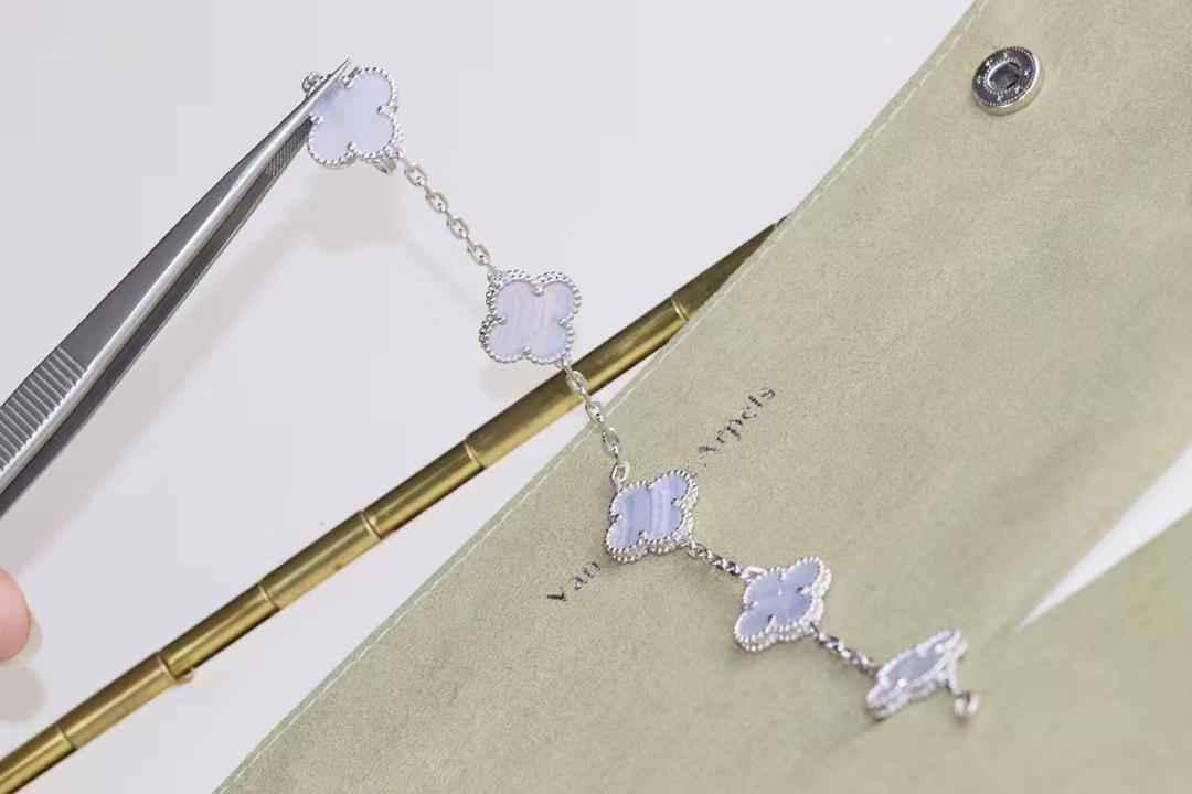 VCA Blue Chalcedony Vintage Alhambra Bracelet 5 Motifs - Original Replica Club