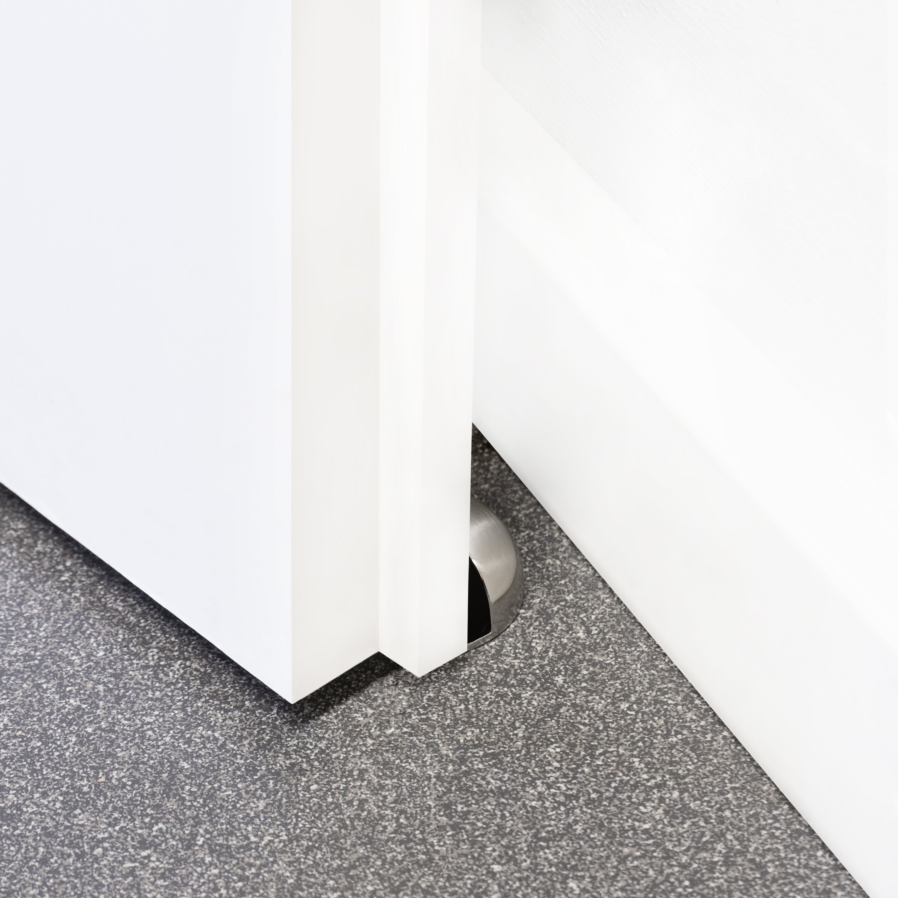 QUVIO Deurstopper klein - Zilver met zwarte rand