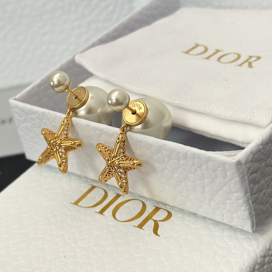 Dior Star Dangle Pearl Earrings - Original Replica Club
