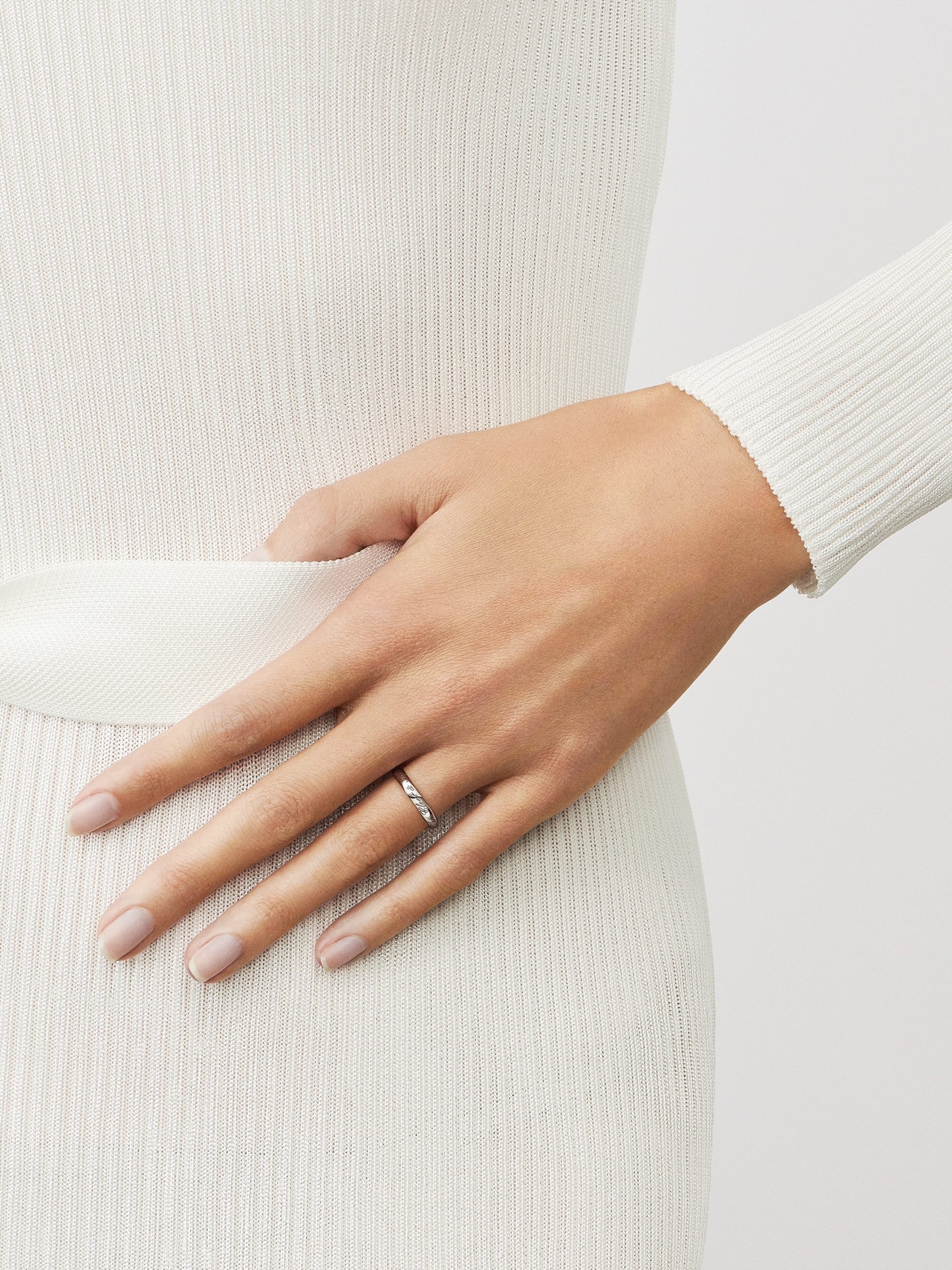 Replicate Tendrement Signature wedding band(1:1 replica) - Original Replica Club