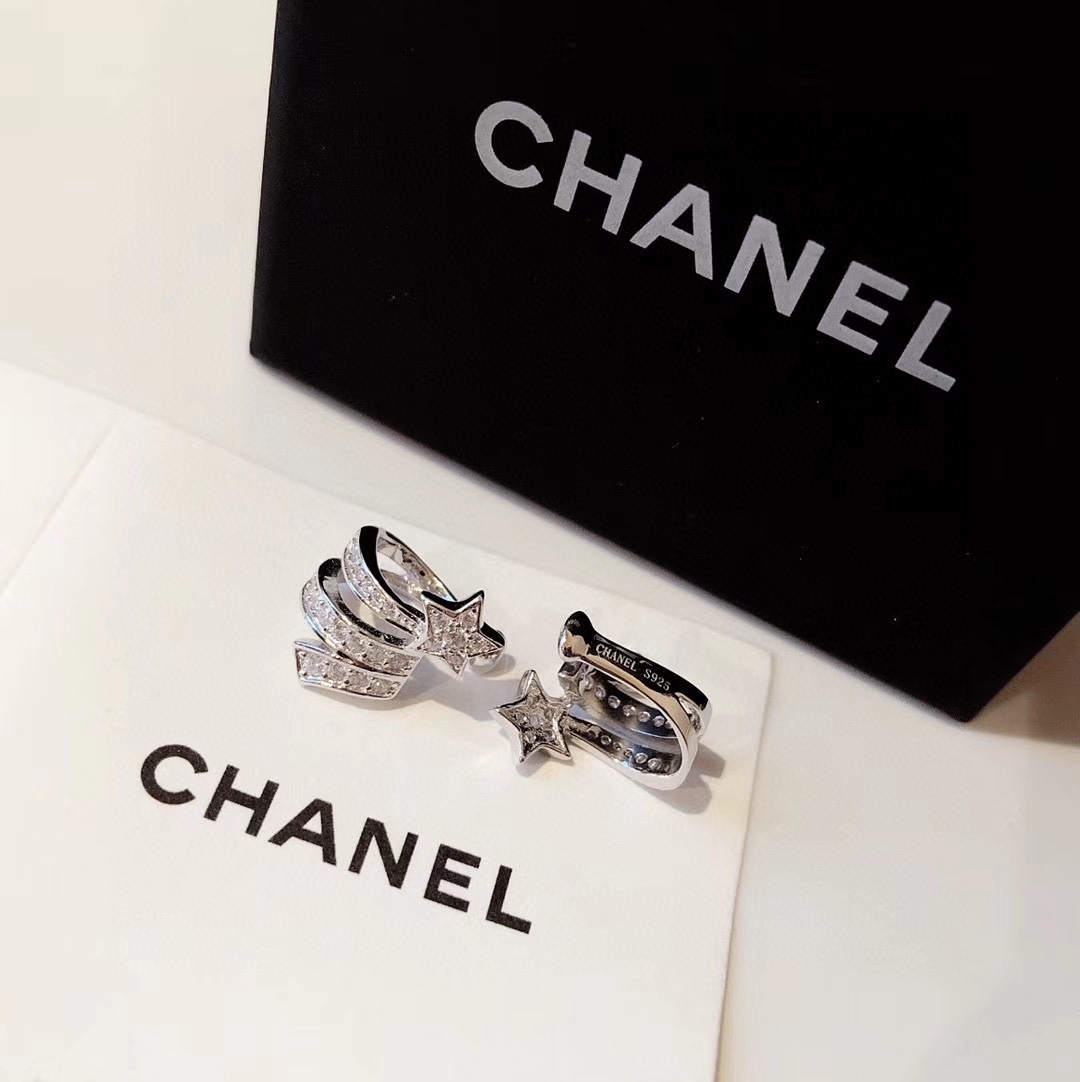 Chanel Non-pierced Ear Clip Comete Earrings - Original Replica Club