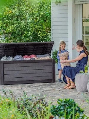 Augason Farms Dried Whole Egg Powder Emergency Food Supply 11 Pound 4-Gallon Pail 383 Servings