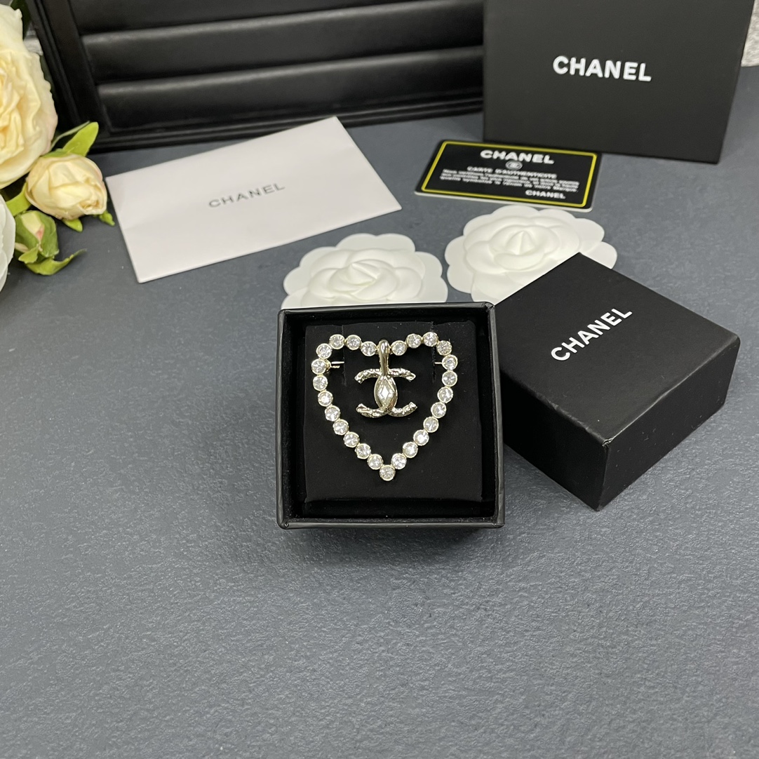 Chanel Diamond Paved Hollow Heart Brooch - Original Replica Club