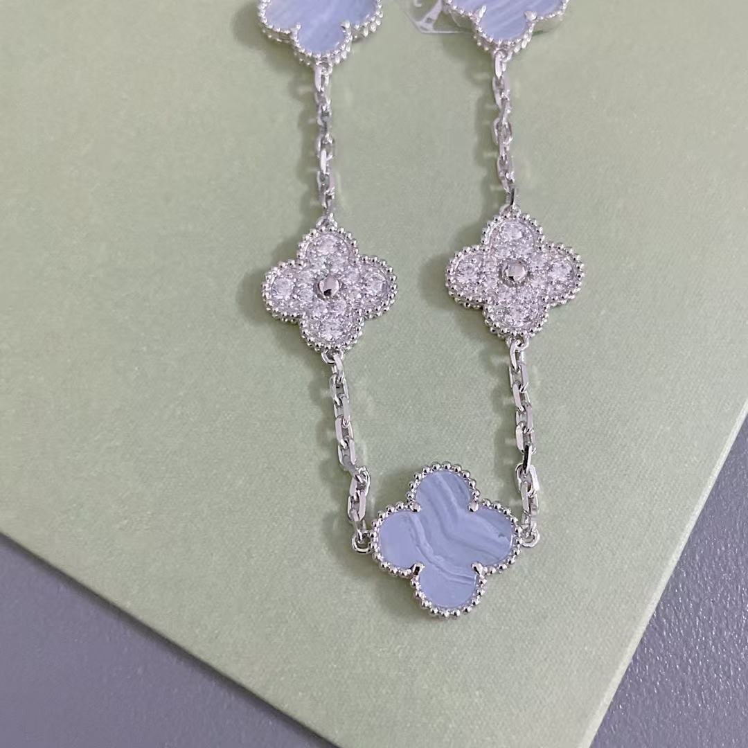 VCA Diamond and Chalcedony Vintage Alhambra Bracelet 5 Motifs - Original Replica Club