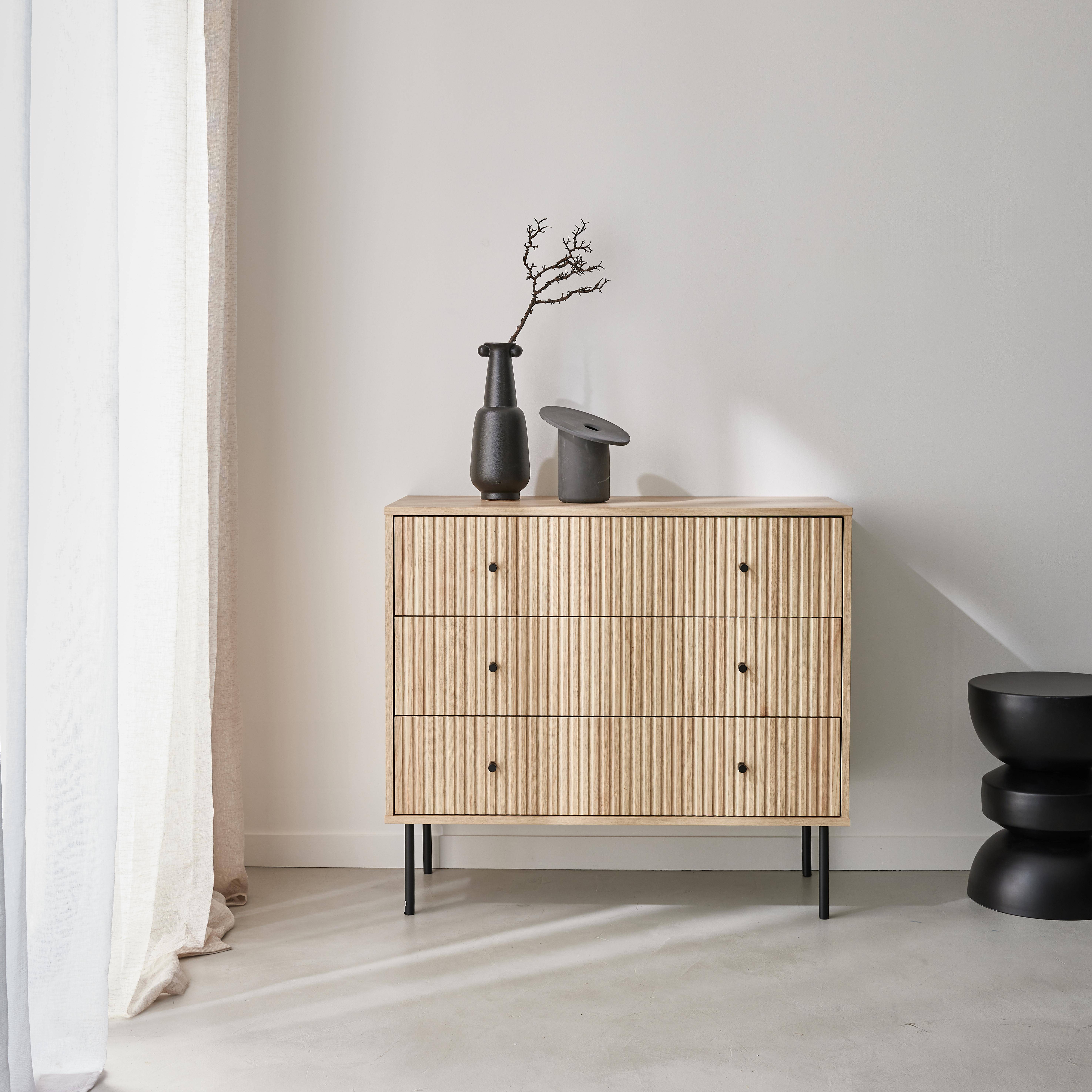 Braga - Cómoda con decoración de madera acanalada, 3 cajones