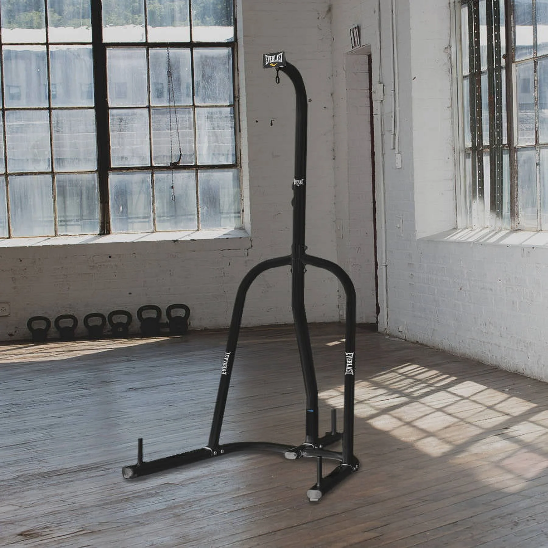 Everlast Single-Station Heavy Bag Stand, Black - Image 13