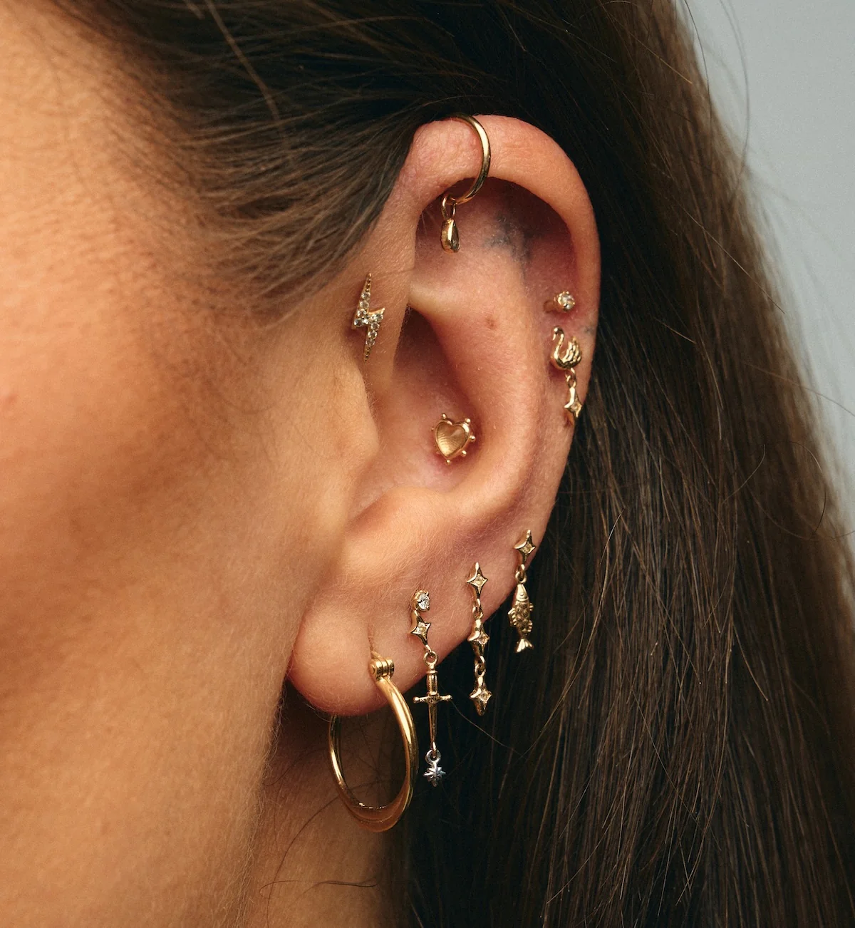 Loving Hollow Piercing Front 14K