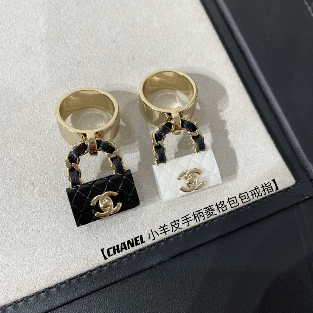 Chanel Ring Handle Bag - Original Replica Club