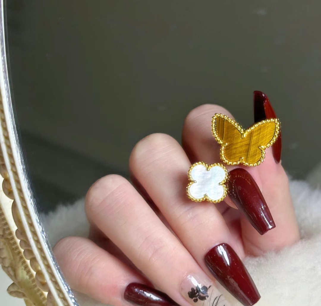 VCA Lucky Alhambra Between the Finger Ring - Original Replica Club