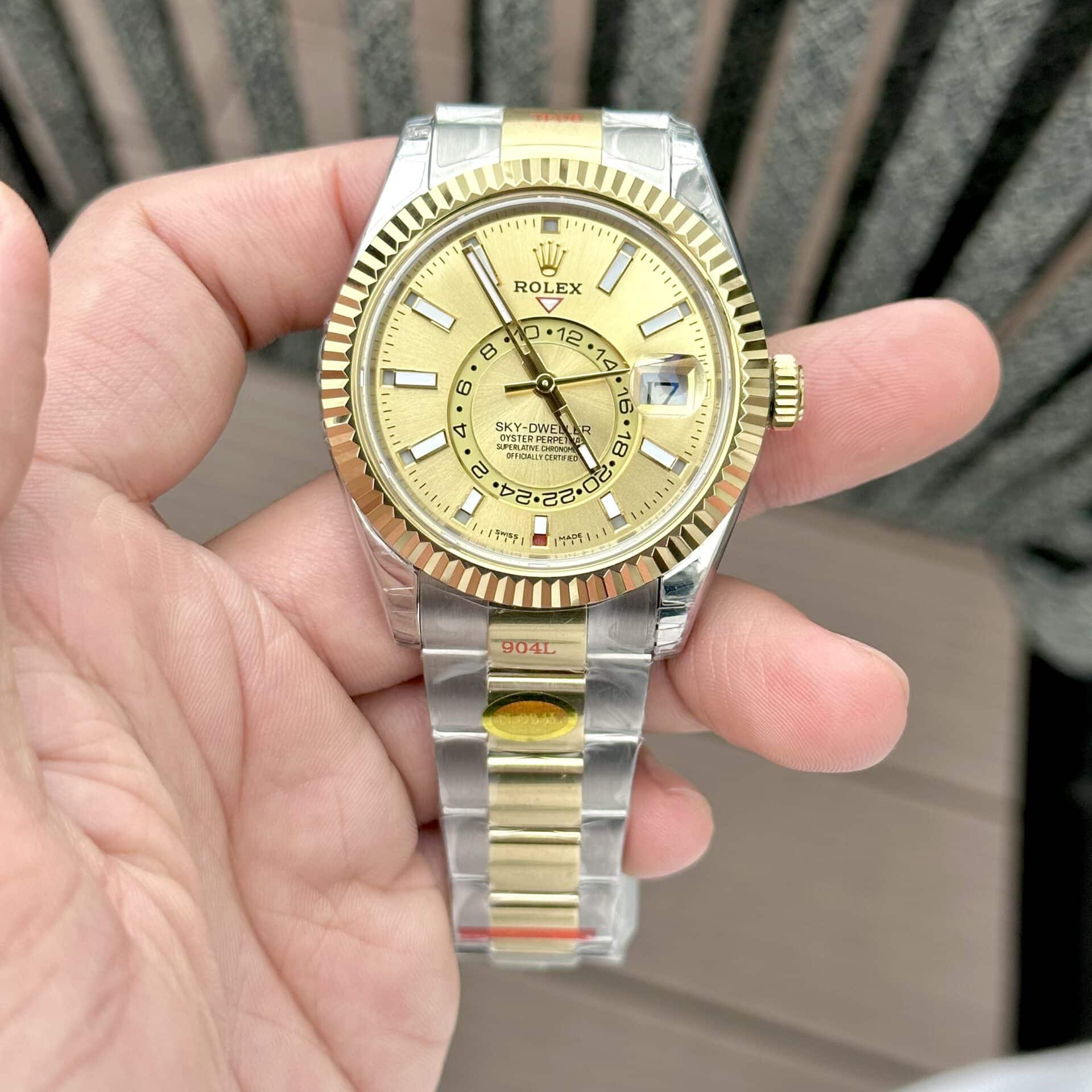 Rolex Sky Dweller Champagne Dial Yellow Gold 336933 42mm