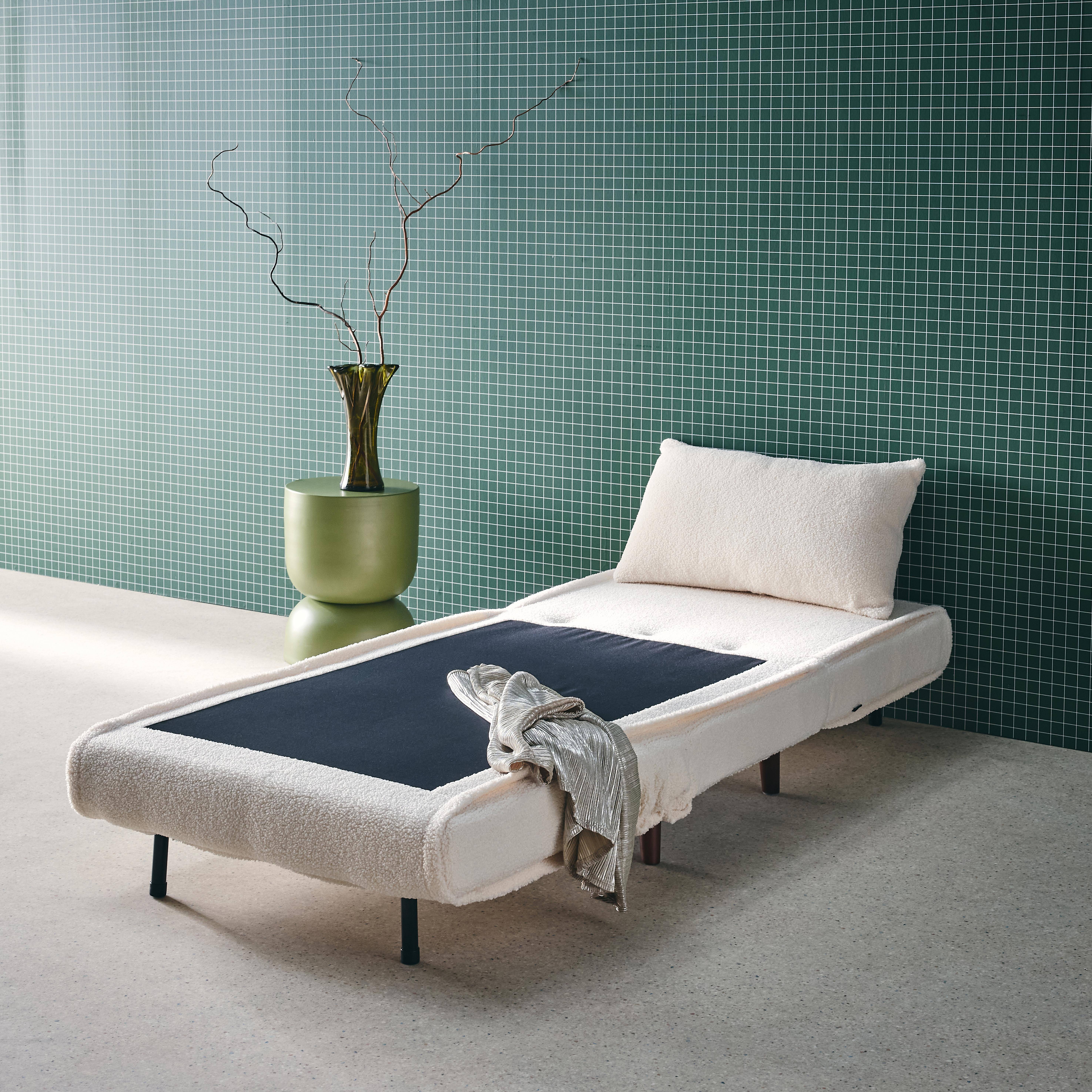 Guest - Sillón convertible borreguito base de madera, 1 plaza