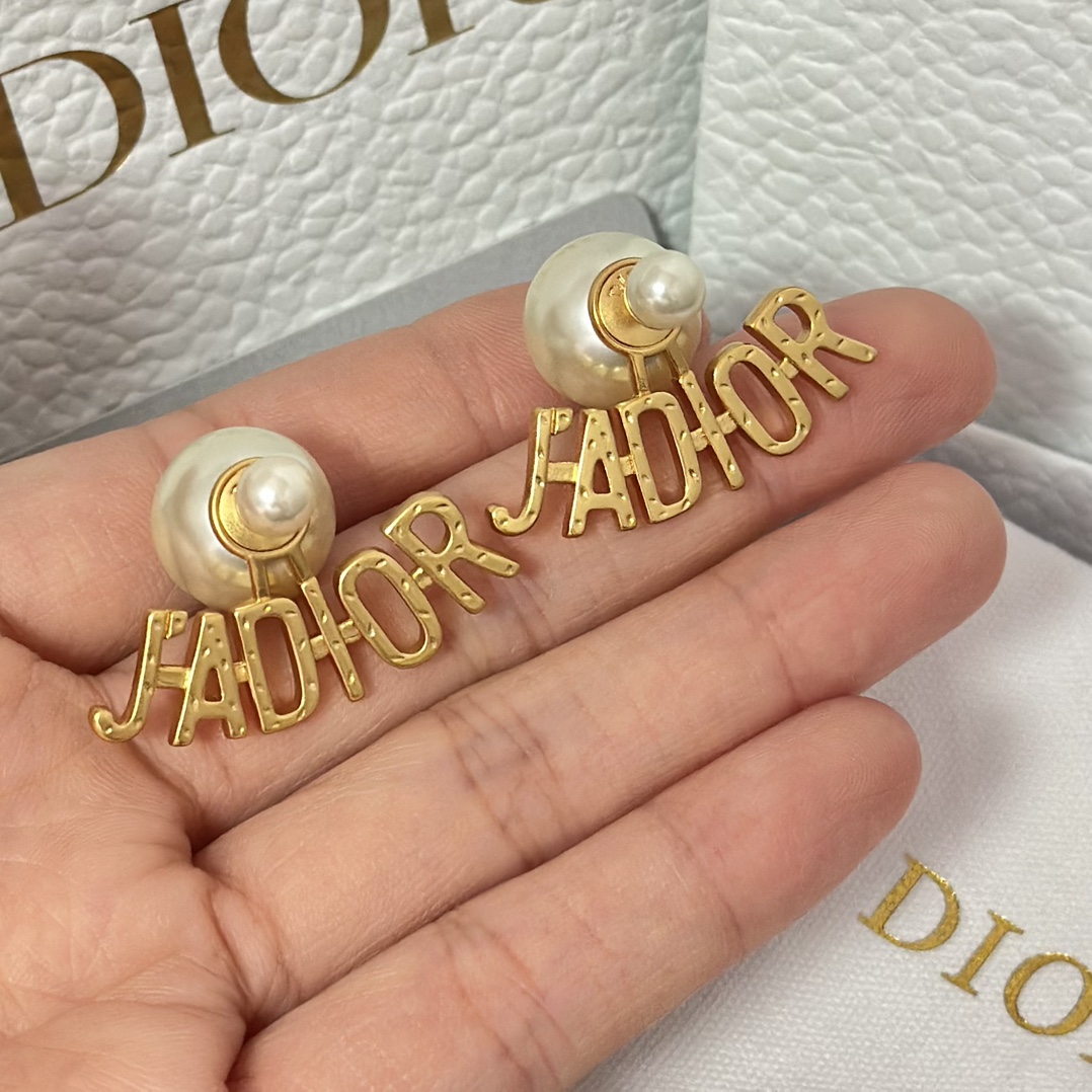 Jadior Pearl Earrings - Original Replica Club