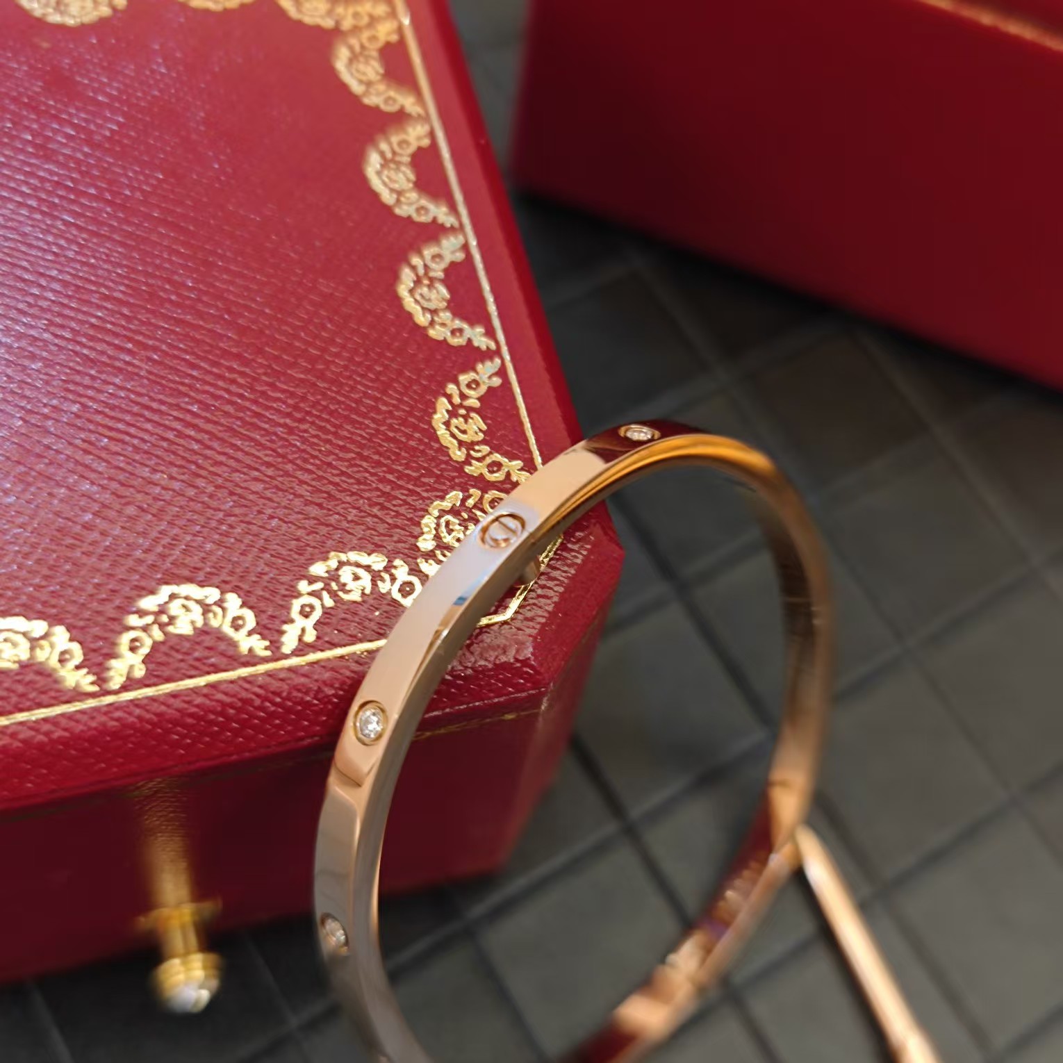Cartier LOVE Bangle Bracelet - Original Replica Club