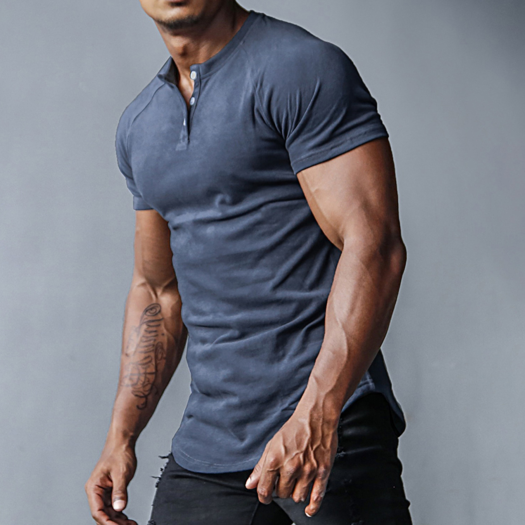 Men's Outdoor Casual Solid Color Henley Collar Bottoming Shirt Sports Fitness Running Slim Short-sleeved T-shirt