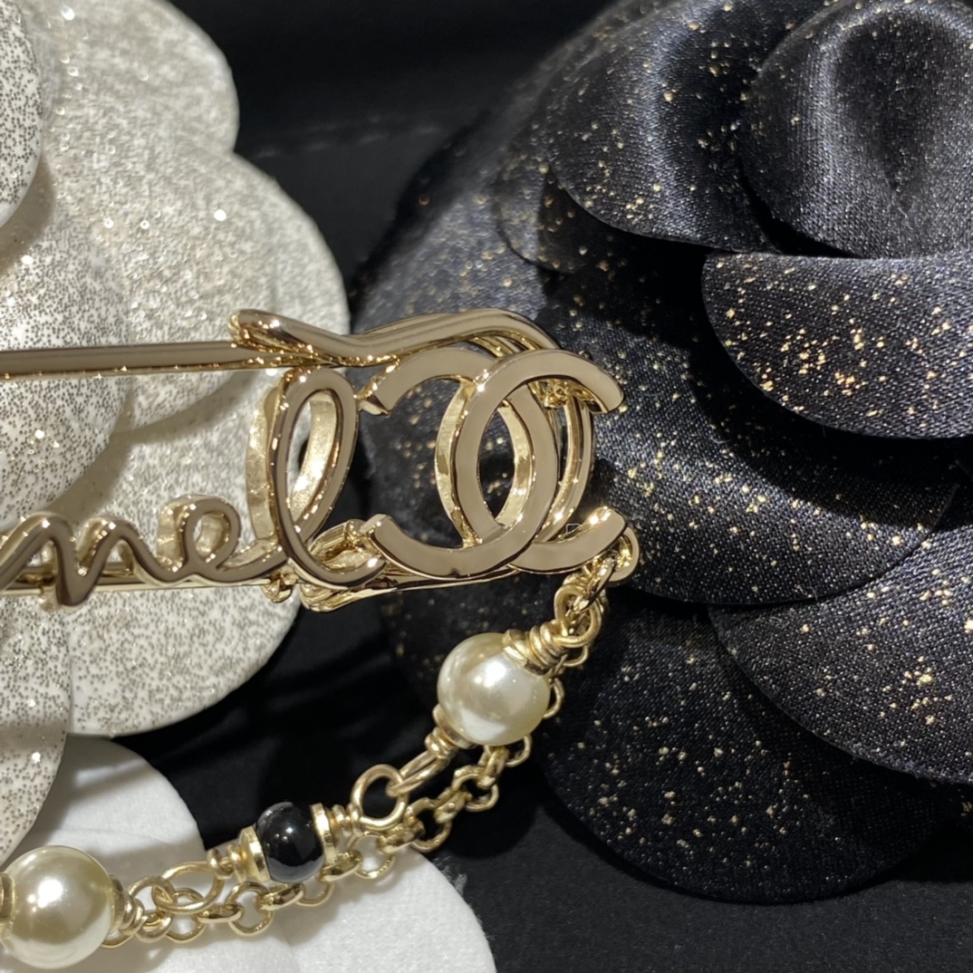 Chanel Pearl and Chain Pin Brooch - Original Replica Club