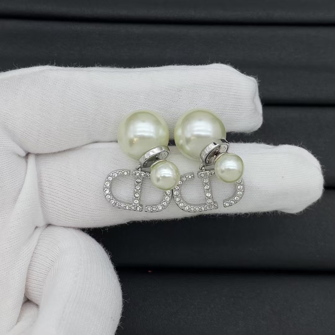Dior Silver CD Pearl Earrings - Original Replica Club