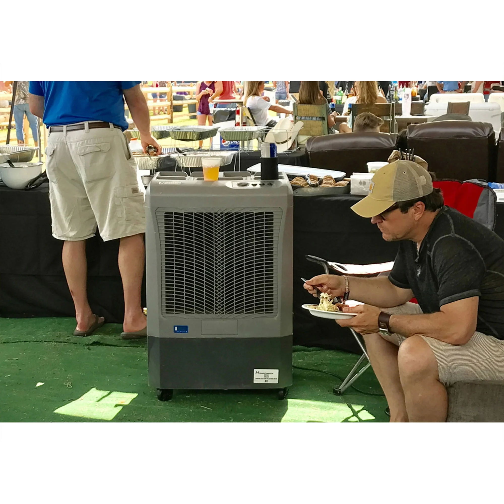 Hessaire MC37M Indoor/Outdoor Portable 950 Sq Ft Evaporative Air Cooler - Image 6