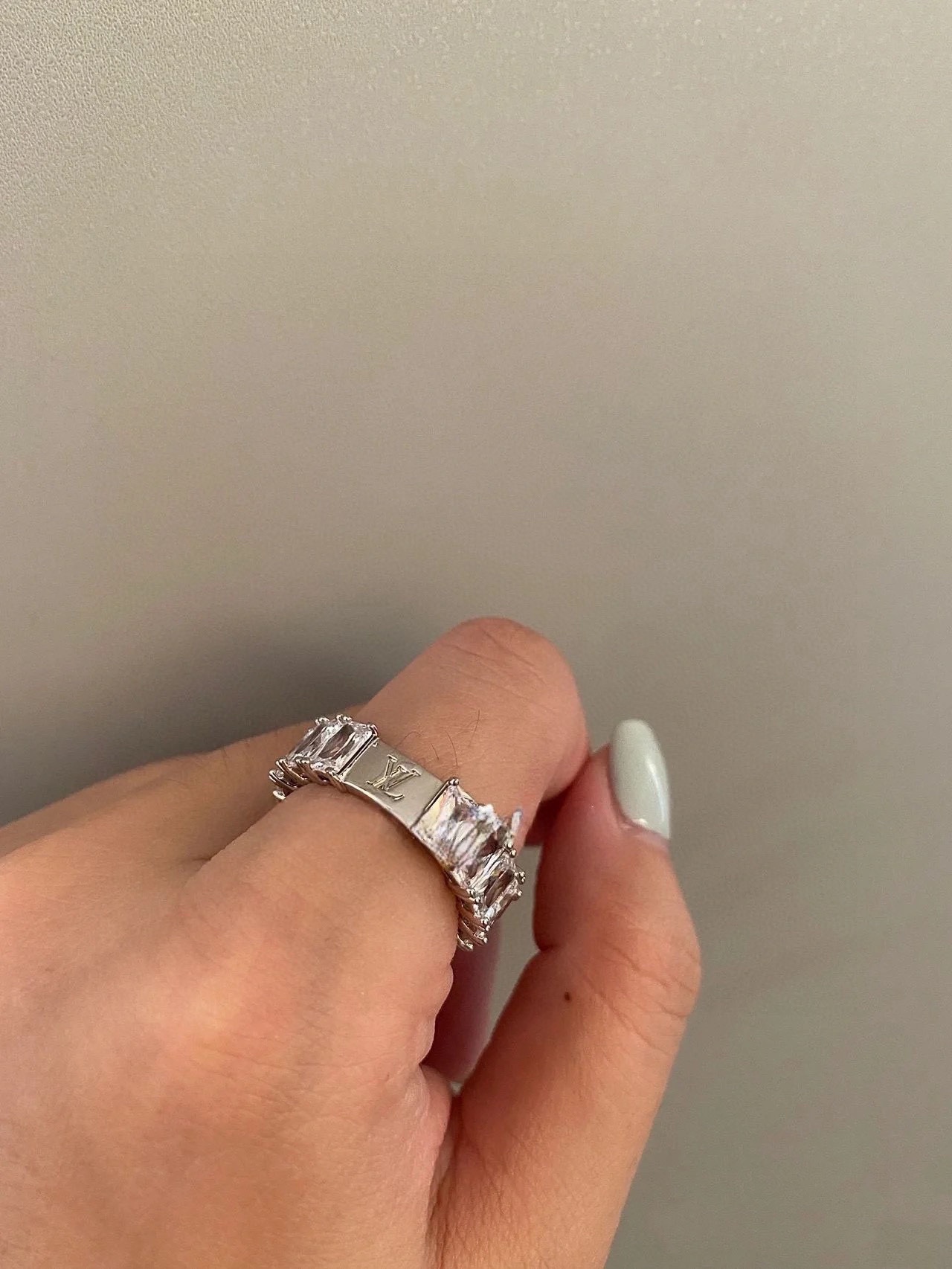 Louis Vuitton Cube Diamond Ring - Original Replica Club
