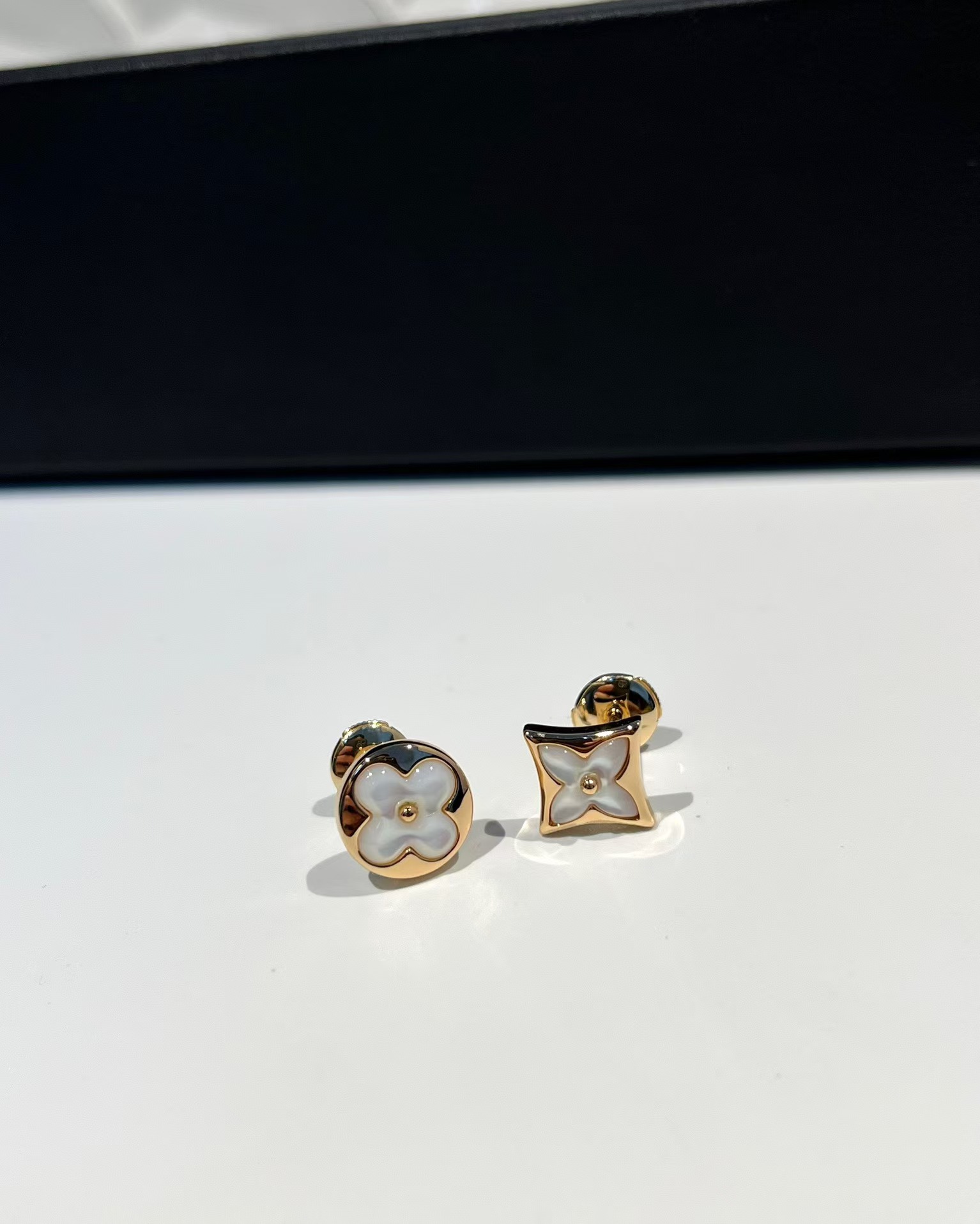 Louis Vuitton Asymmetric Mother of Pearl Stud Earrings - Original Replica Club