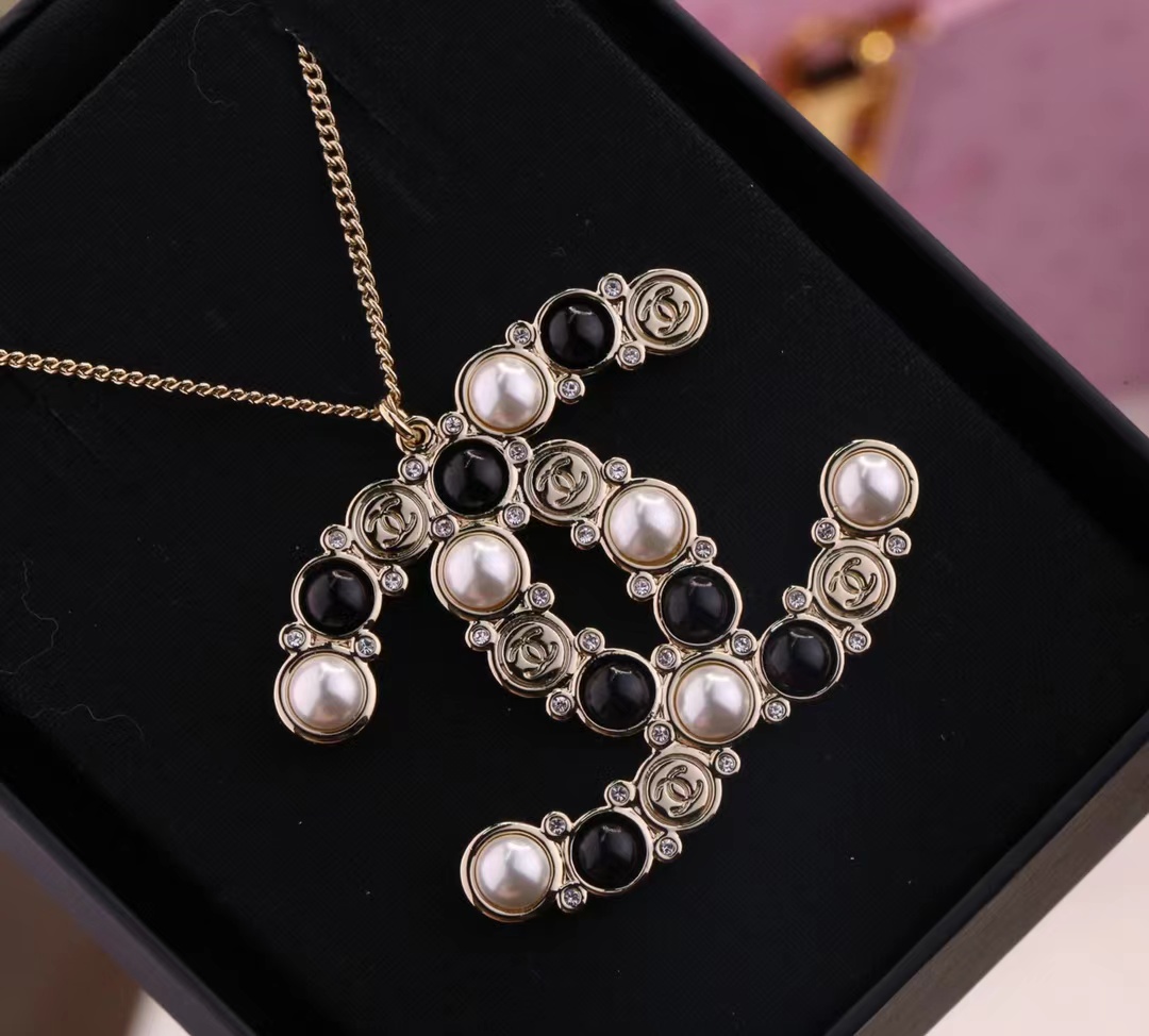Chanel Big Double C Pendant Sweater Necklace - Original Replica Club