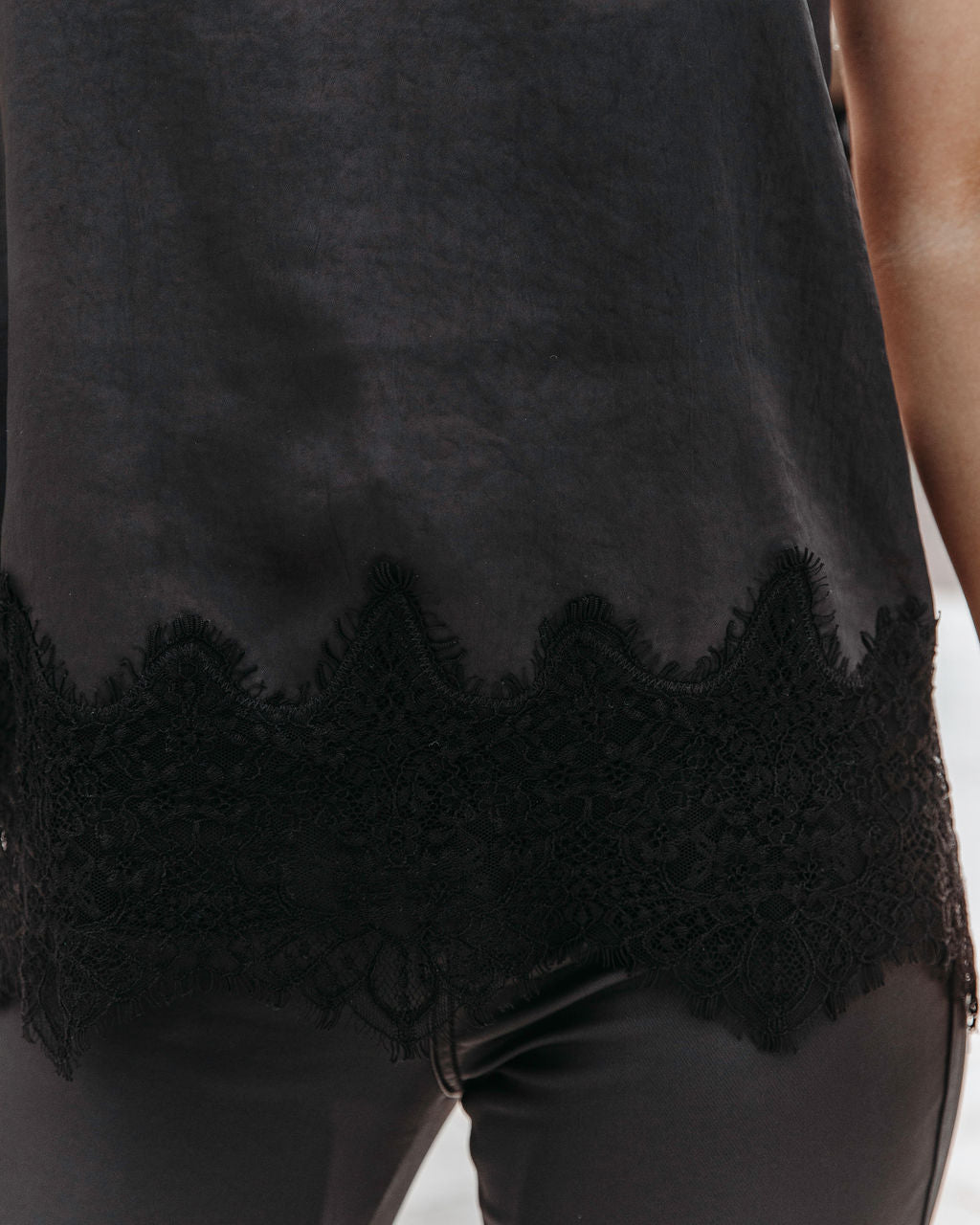 Under The Covers Satin Lace Tank Top - Black - Se7enfashion