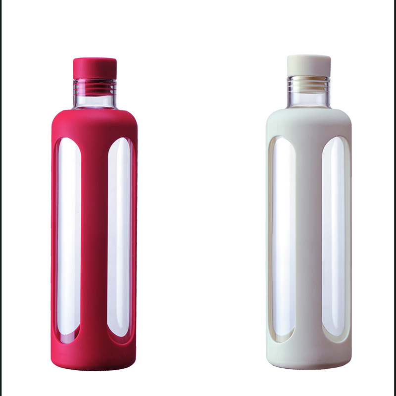 Drink Bottle Glass with Silicone Rubber Stopper Glass Water Bottle