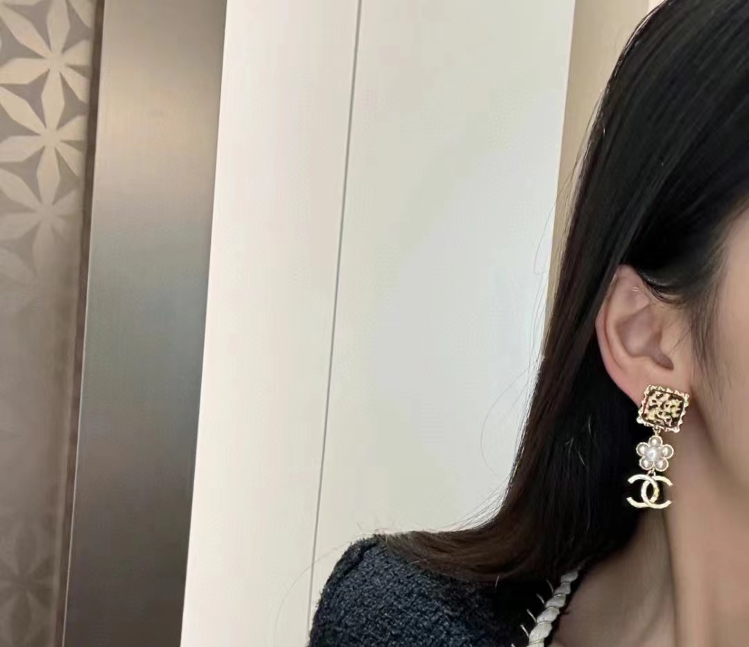 Chanel Pearl Flower Double C Dangle Earrings - Original Replica Club