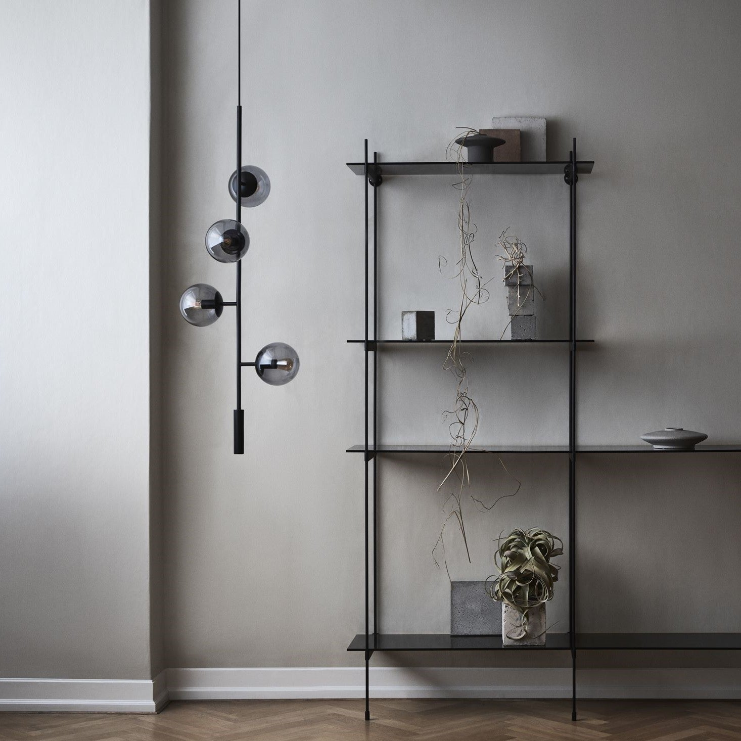Bolia Orb Hanglamp - Verticaal - Zwart