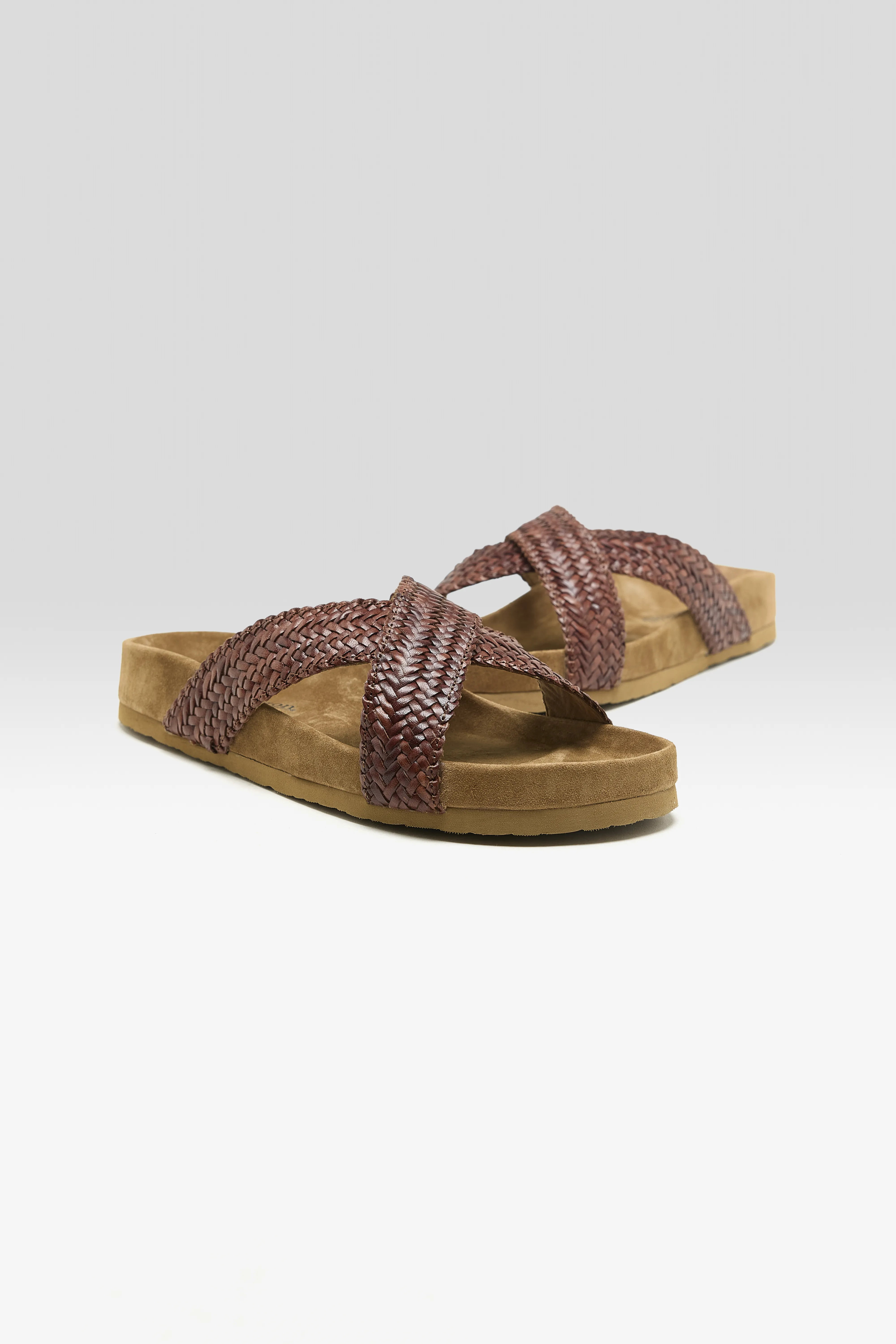 Bellerose Handwoven Leather Sandals  (261 / W / DARK BROWN)
