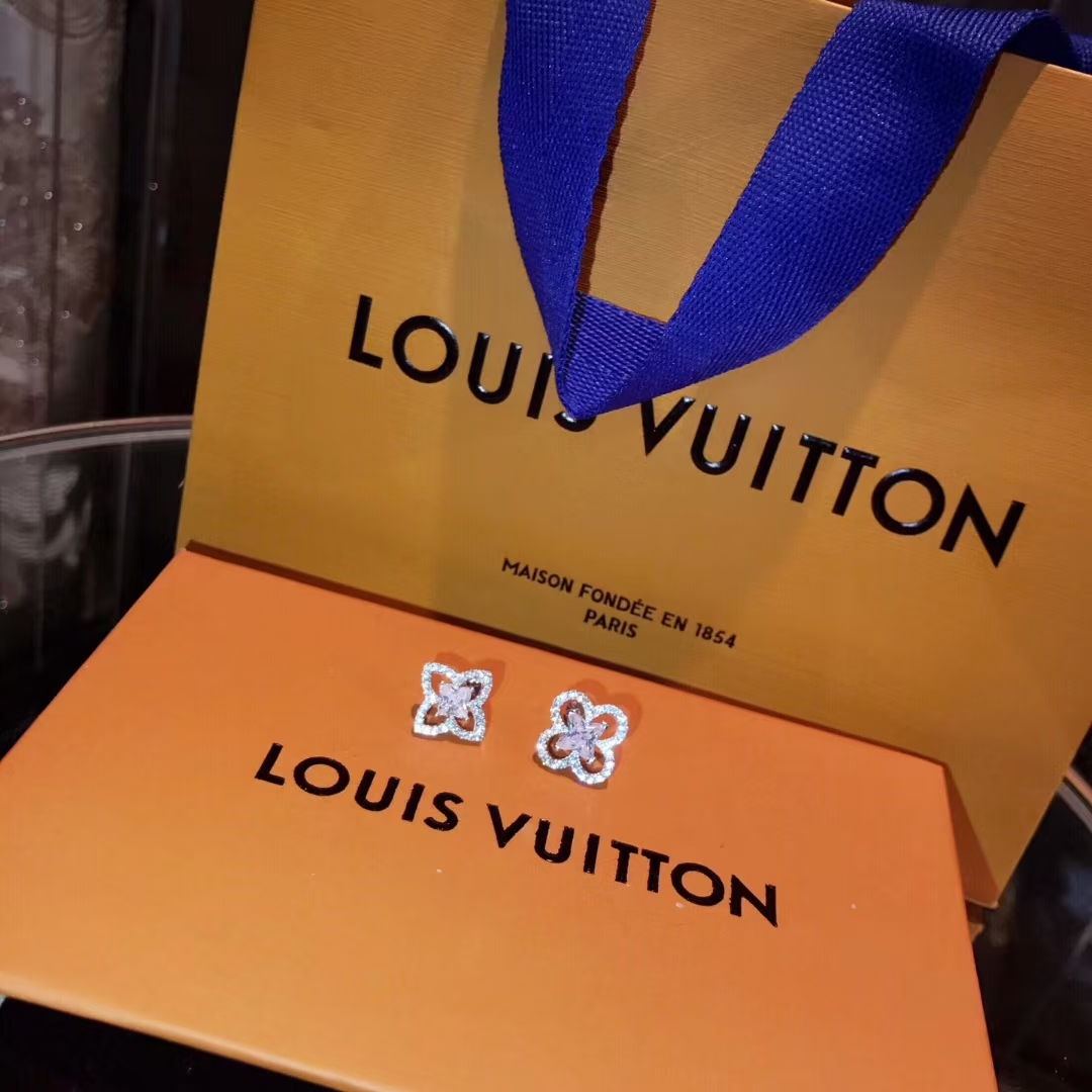 Louis Vuitton Asymmetrical Diamond Stud Earrings - Original Replica Club