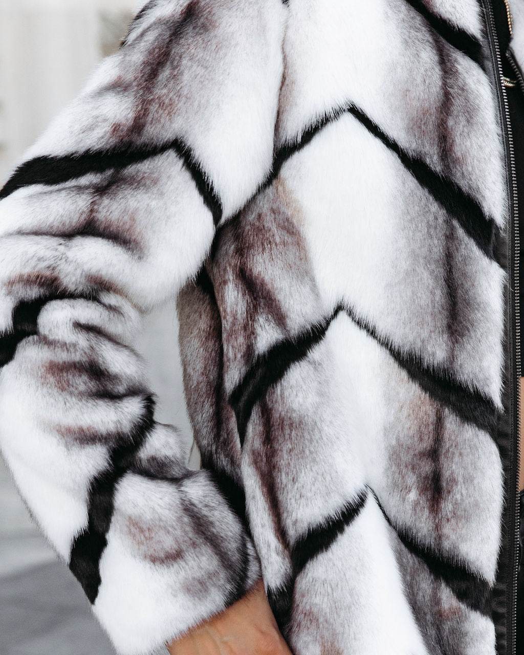 Cruella Pocketed Faux Fur Jacket - Se7enfashion