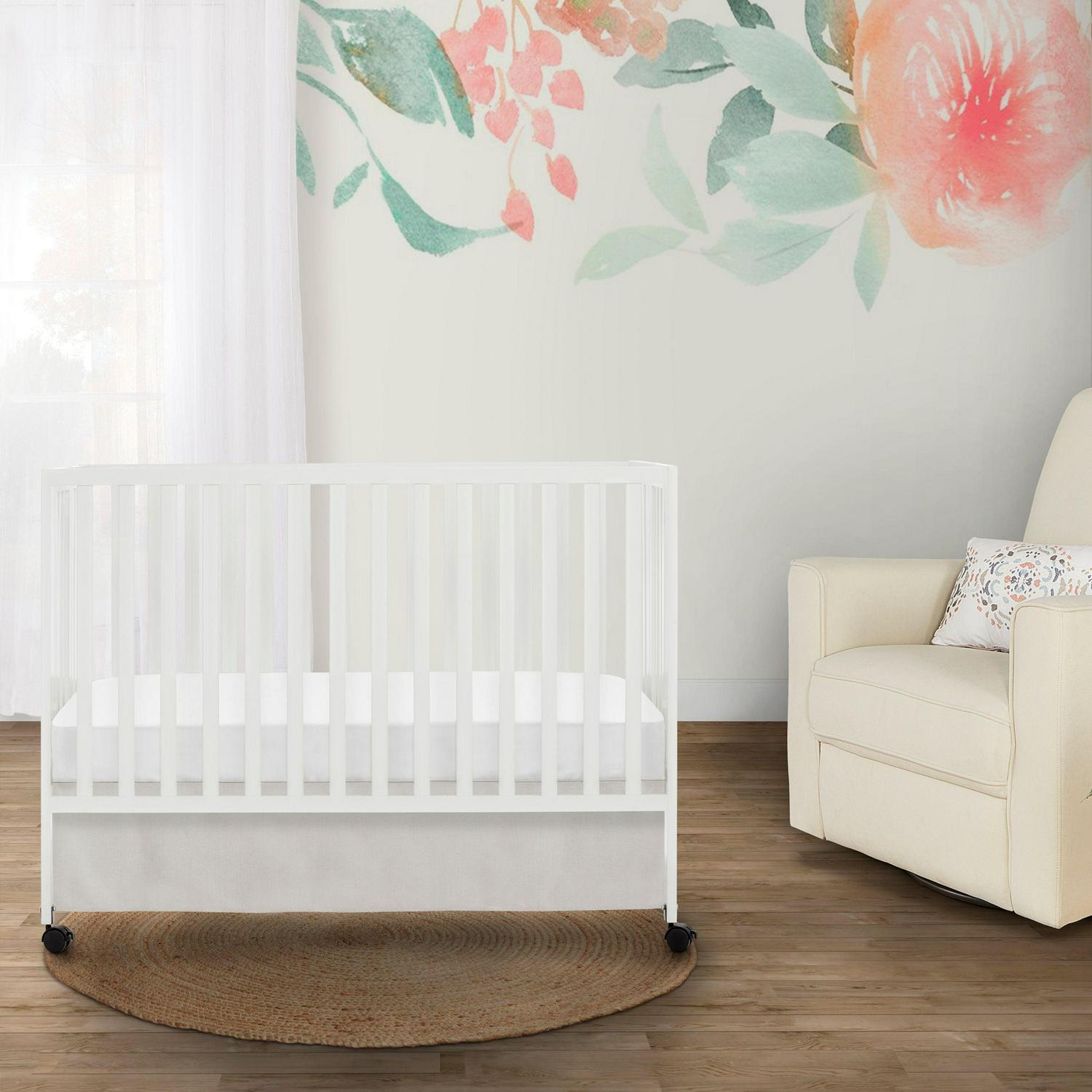 Dream On Me Quinn Full-Size Folding Crib. Removable Wheels. Modern Nursey. Adjustable Mattress Support. Patent Folding System in White - Image 3