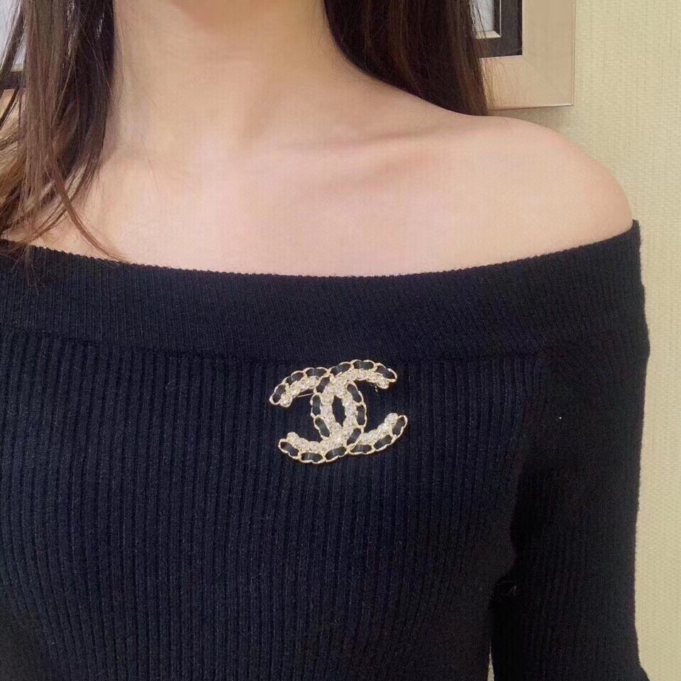 Chanel Leather Woven Diamond Paved Gold Brooch - Original Replica Club