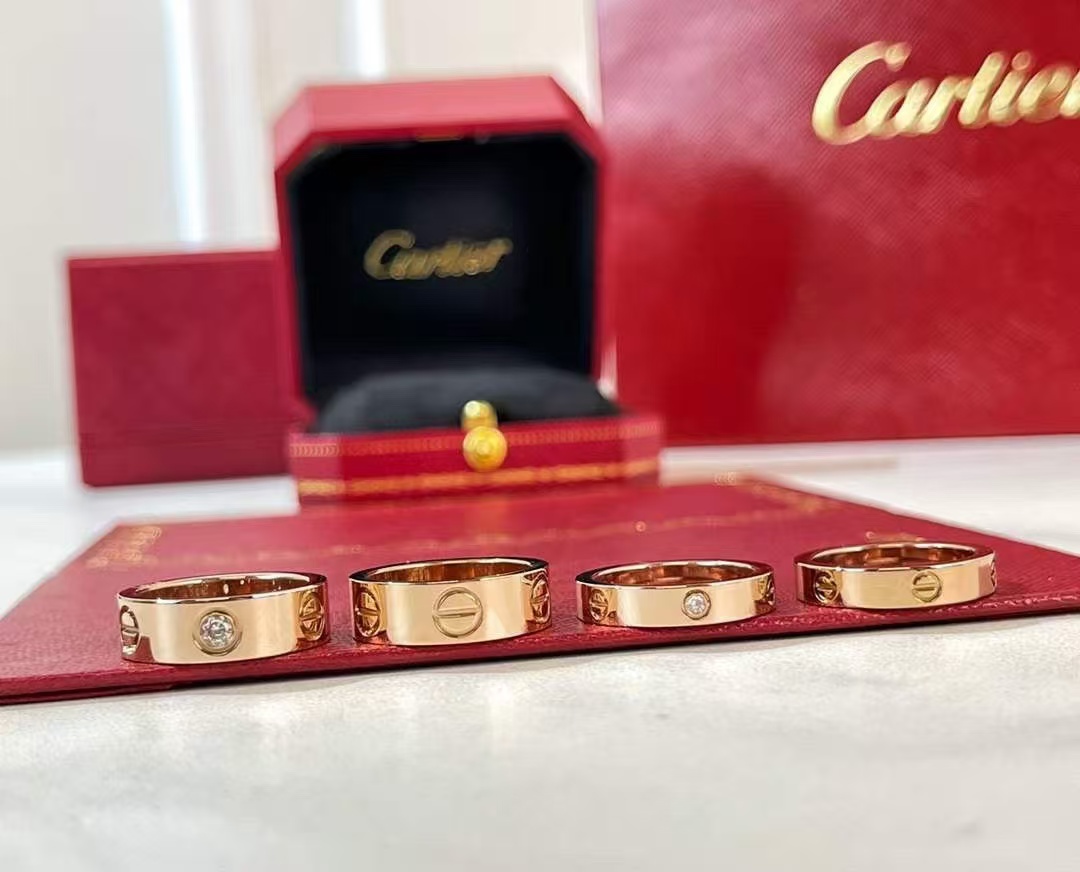 Cartier LOVE LEVE Ring - Original Replica Club