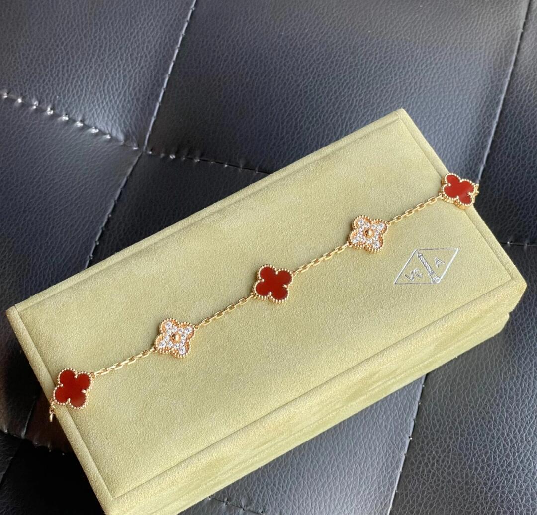 VCA Red Carnelian and Gold Vintage Alhambra Bracelet 5 Motifs - Original Replica Club
