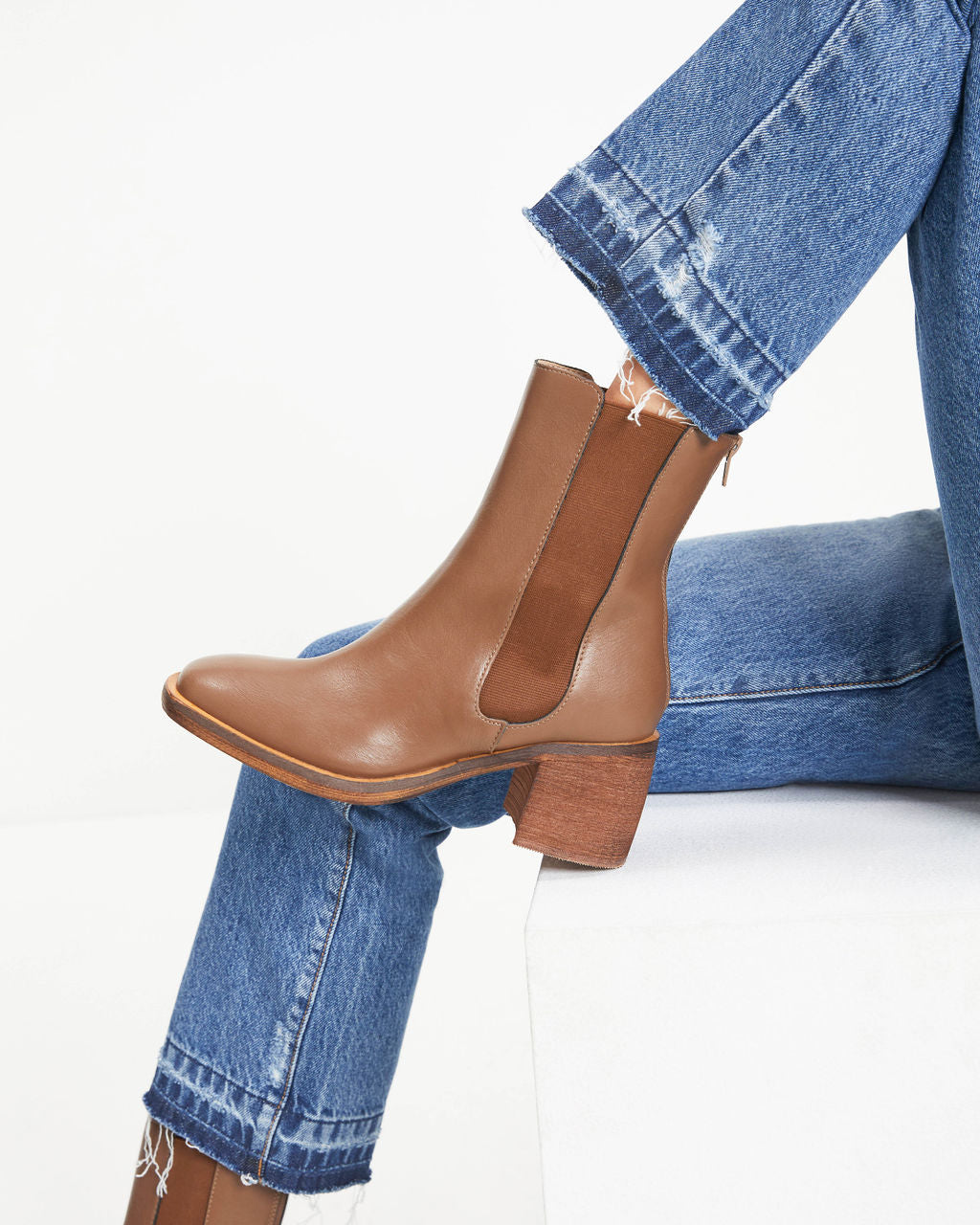 Olivia Faux Leather Bootie - Chocolate - Se7enfashion
