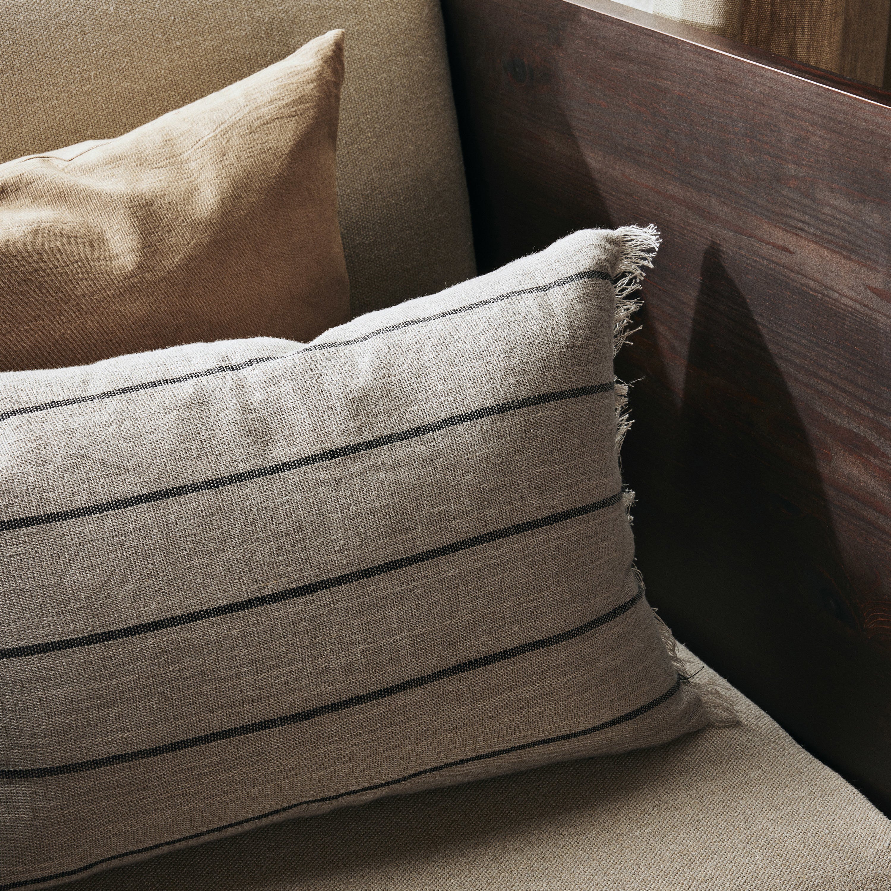 Ferm Living Calm Sierkussen 40 x 60 cm - Camel