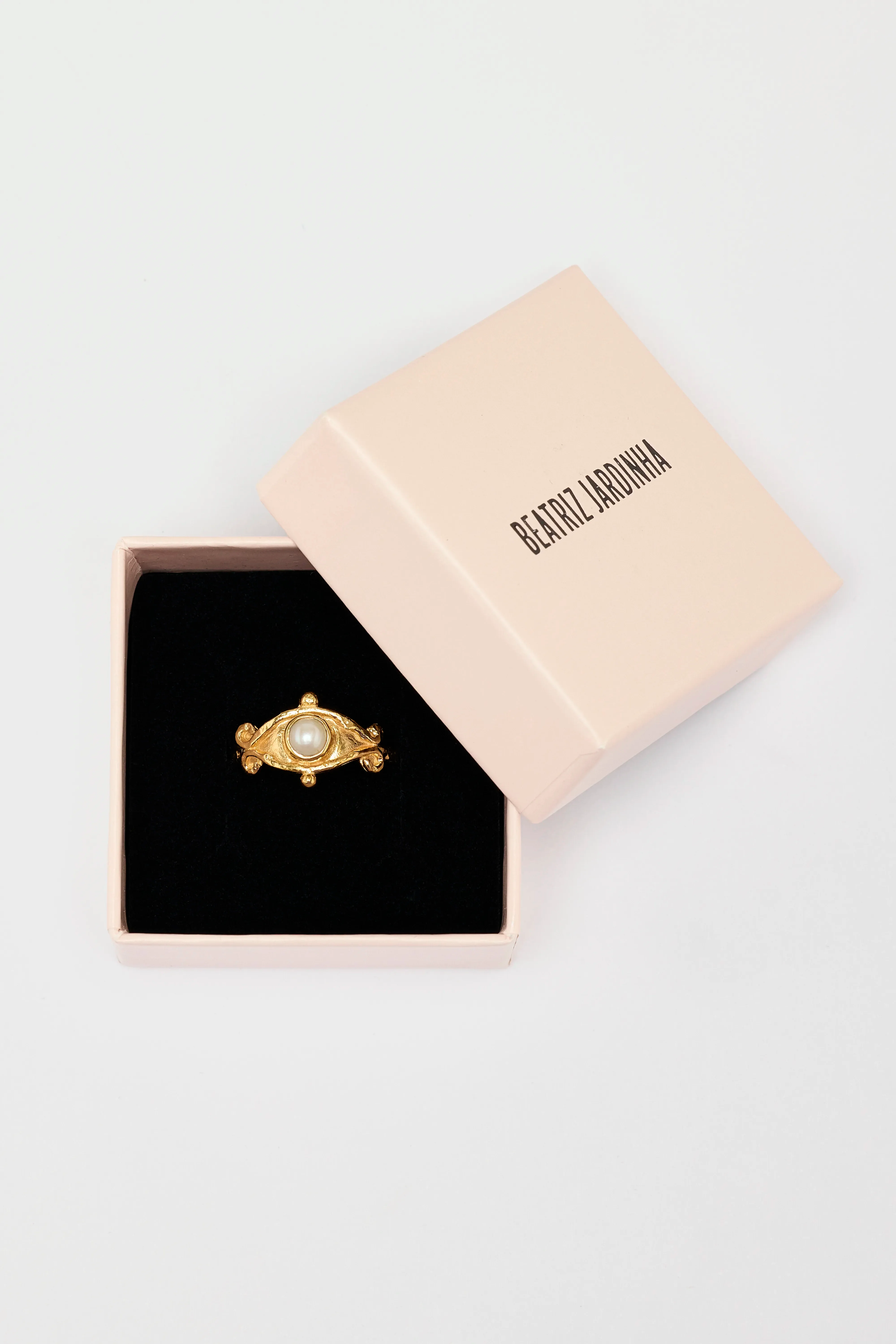 Bellerose Mana Ring  (252 / W / GOLD)