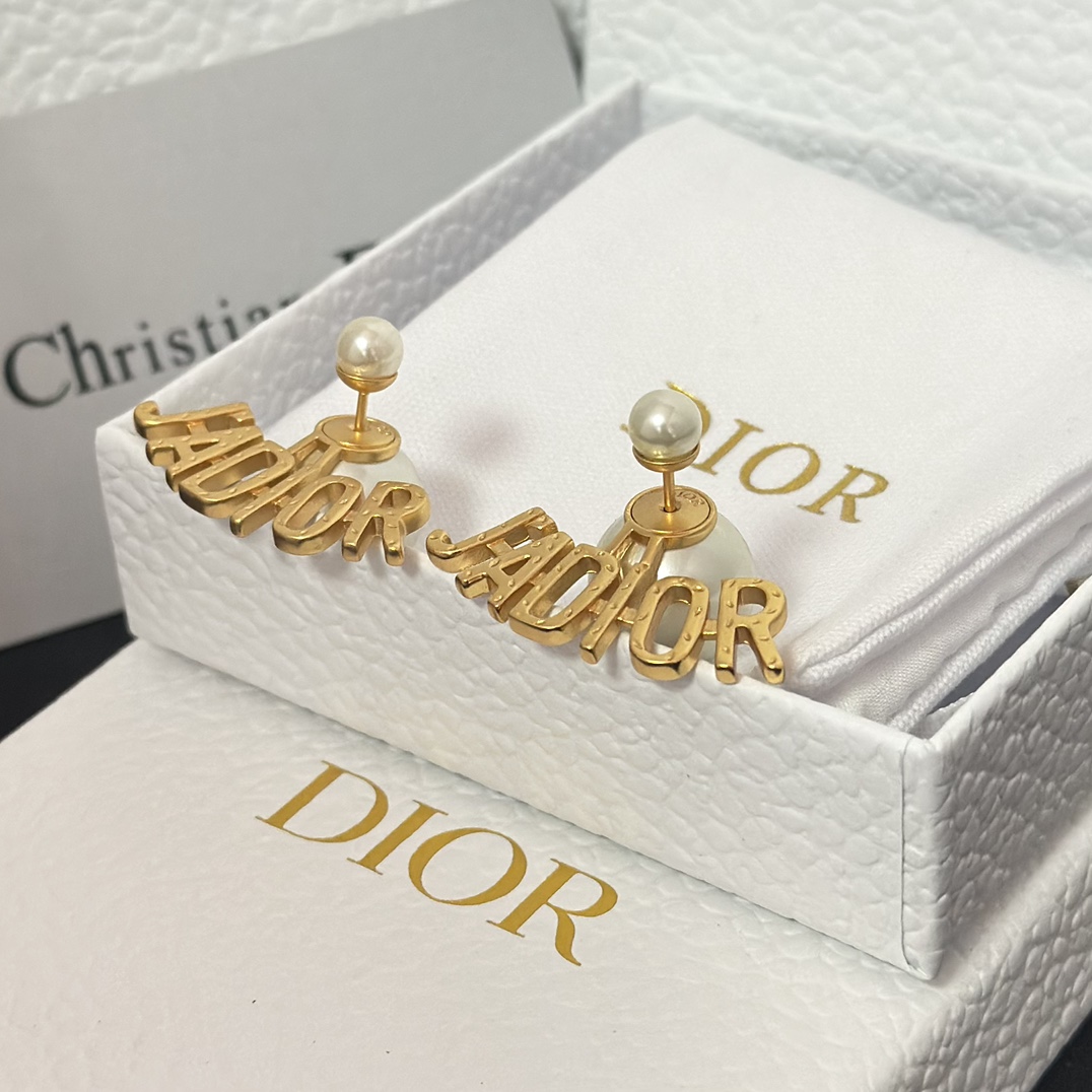 Jadior Pearl Earrings - Original Replica Club