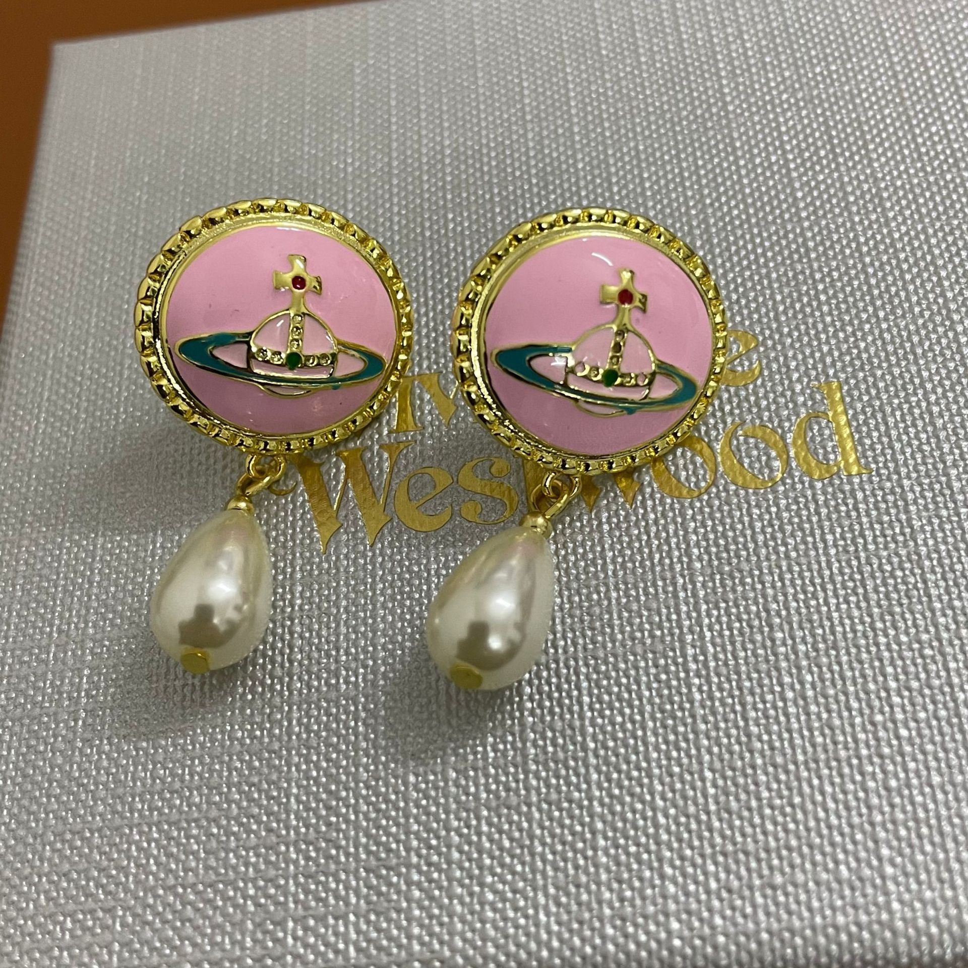 Vivienne Westwood Enamel Saturn Waterdrop Pearl Earrings - Original Replica Club