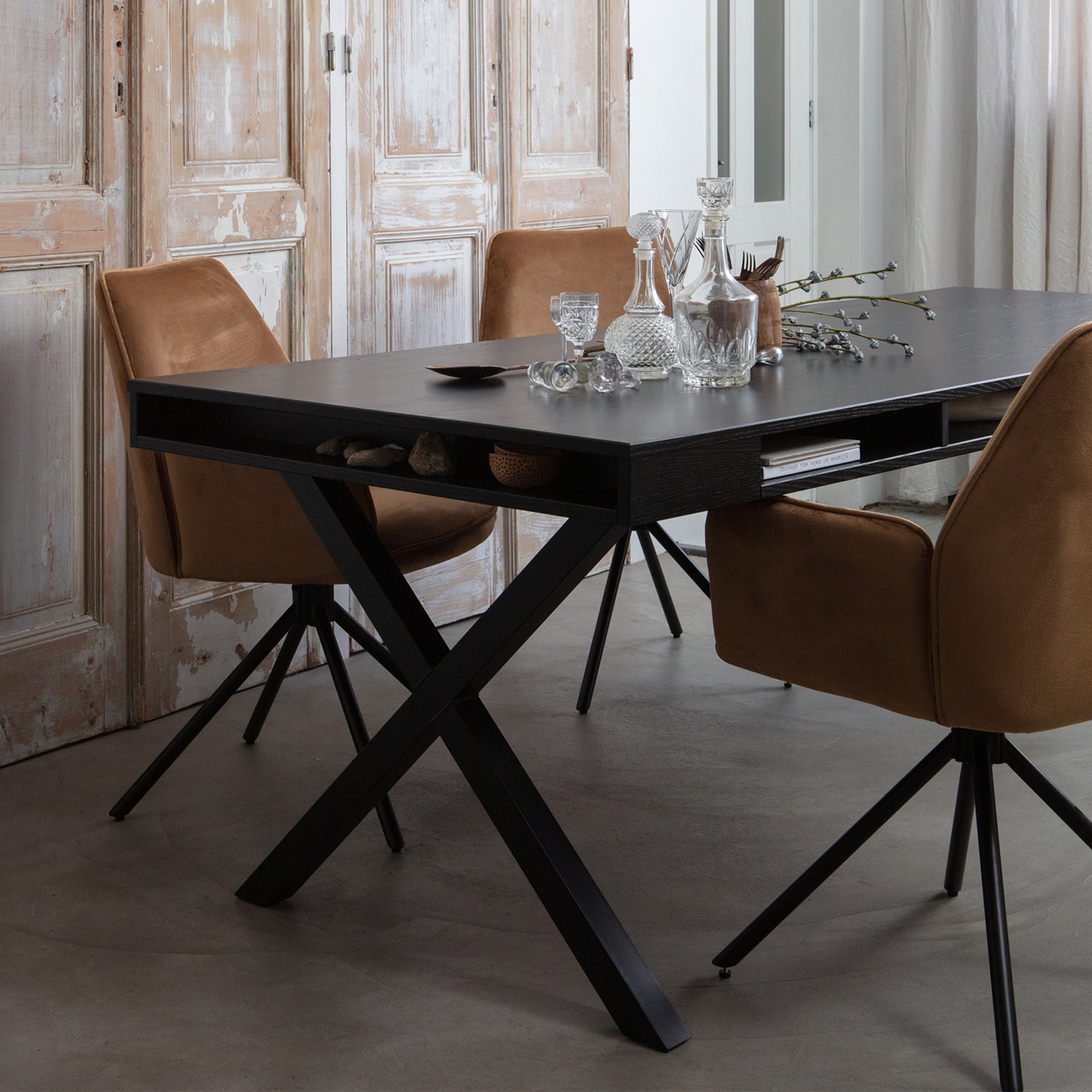 WOOOD Amber Eetkamerstoel - Fluweel Karamel