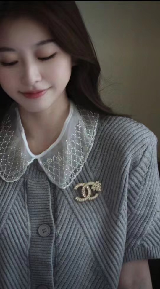 Chanel Luxury Full Diamond Ear of Wheat CC Brooch - Original Replica Club