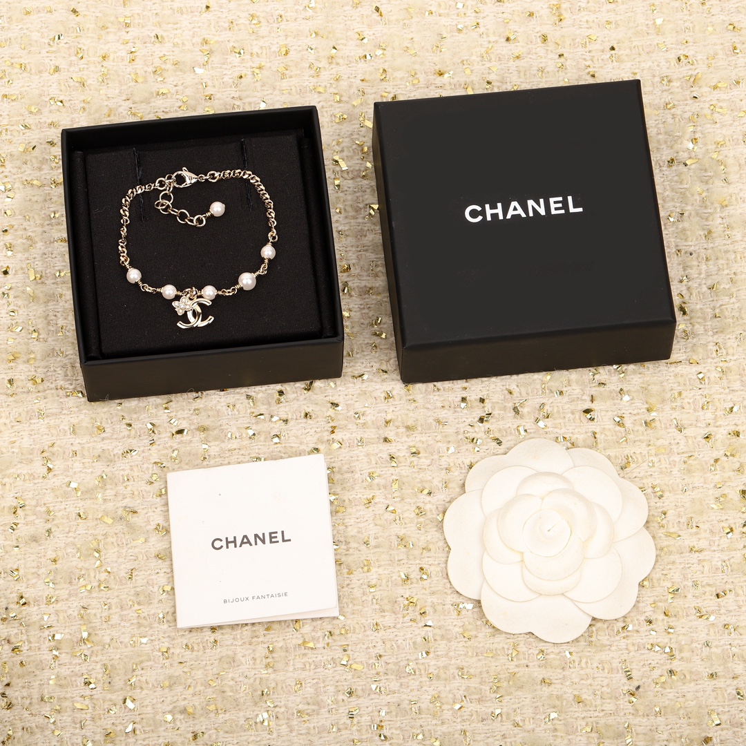 Chanel Light Gold Chain Little Flower CC Bracelet - Original Replica Club