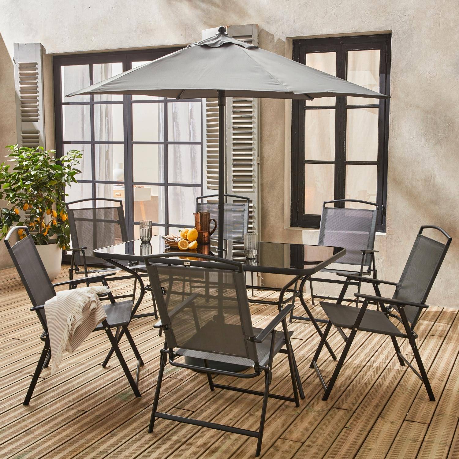 Sonia - Conjunto mesa de jardín de acero con 6 sillas y 1 sombrilla