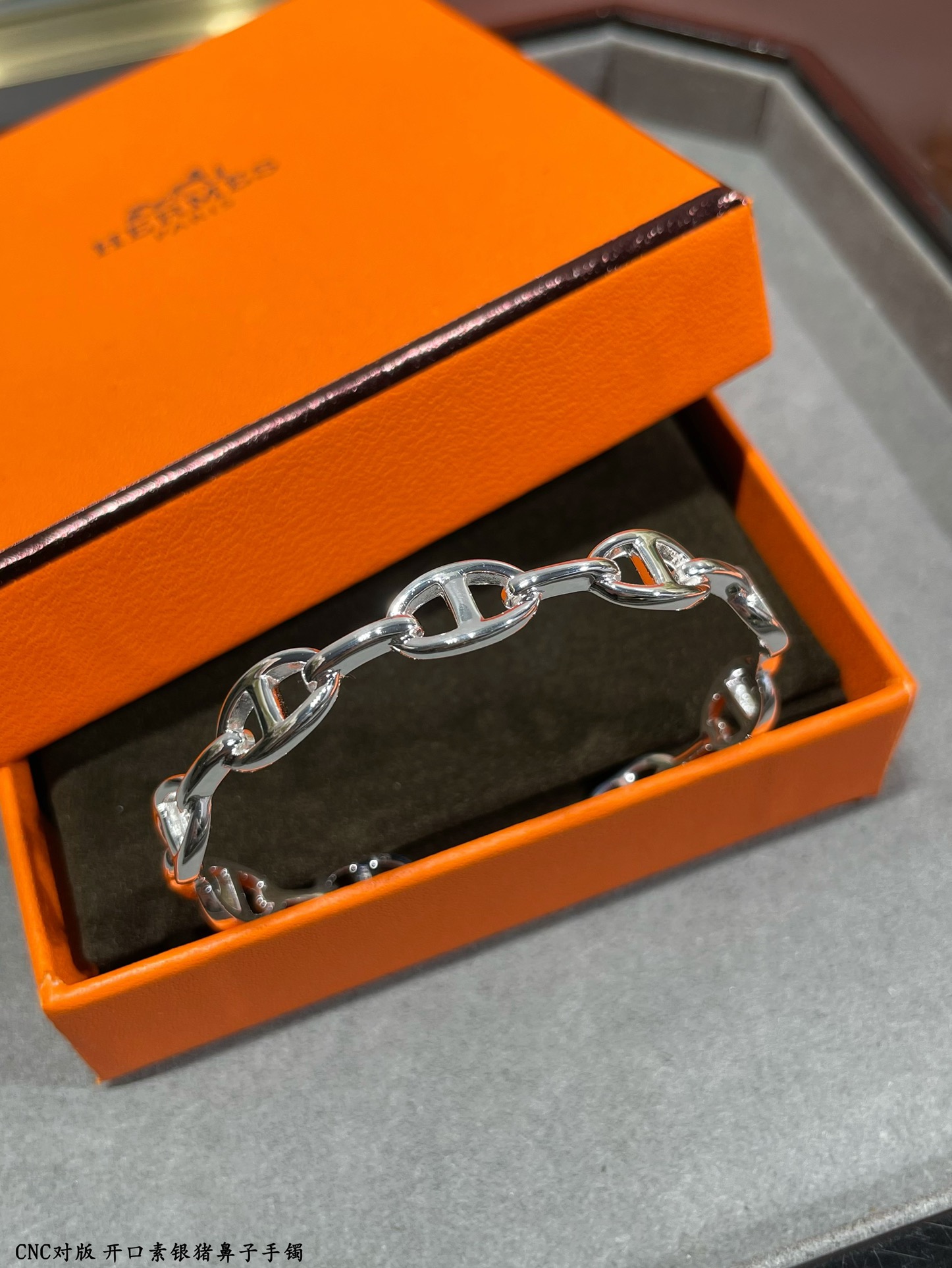 Hermes Plain Surface Pig Nose Bangle Bracelet - Original Replica Club