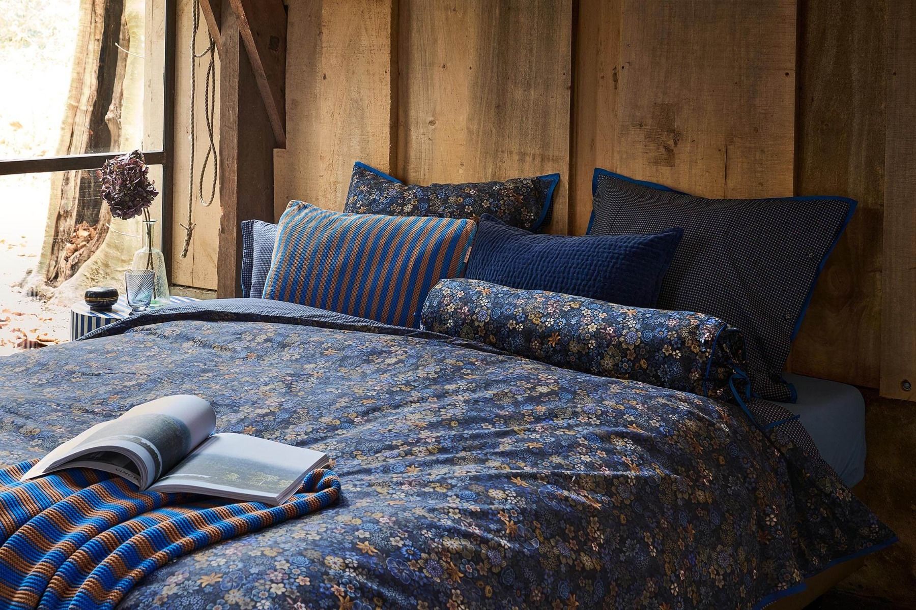 Roll Cushion Tutti i Fiori Dark Blue