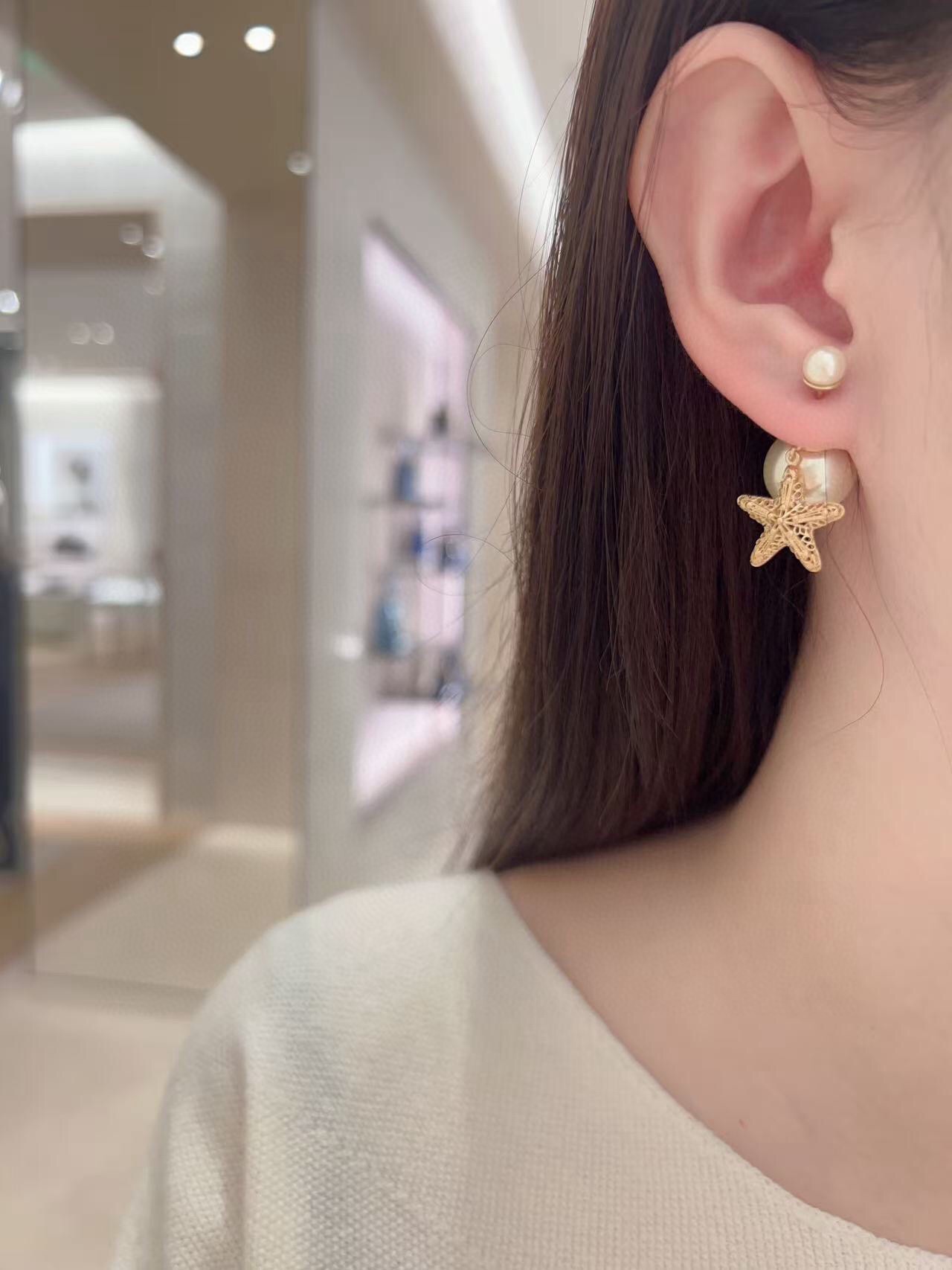 Dior Star Dangle Pearl Earrings - Original Replica Club