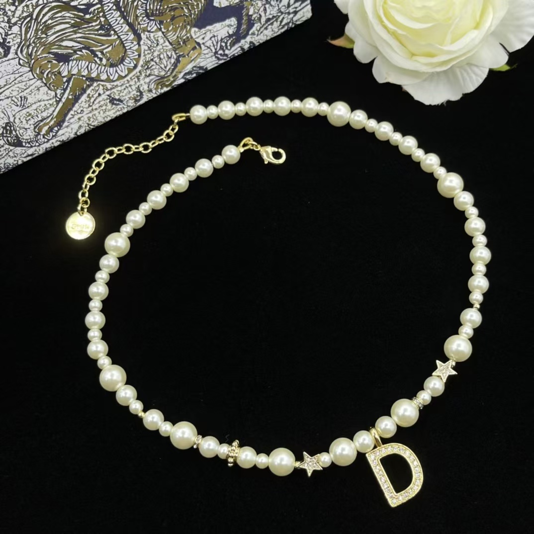 Dior Letter D Pendant Pearl Necklace - Original Replica Club